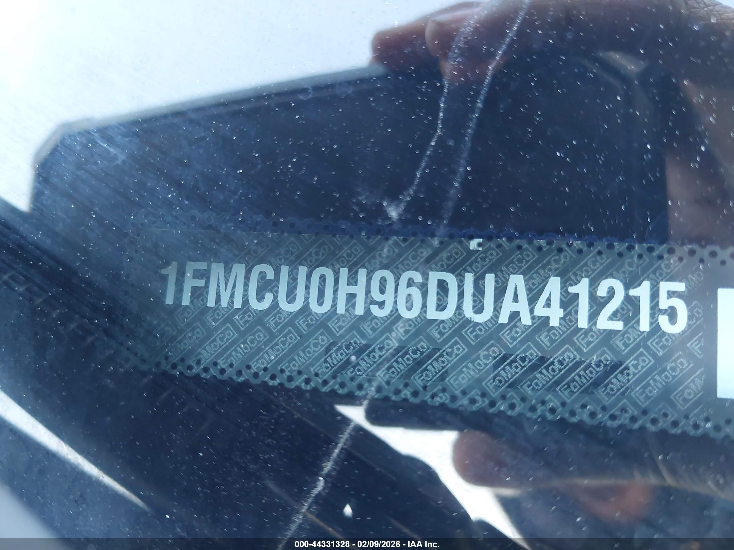 FORD ESCAPE image 9