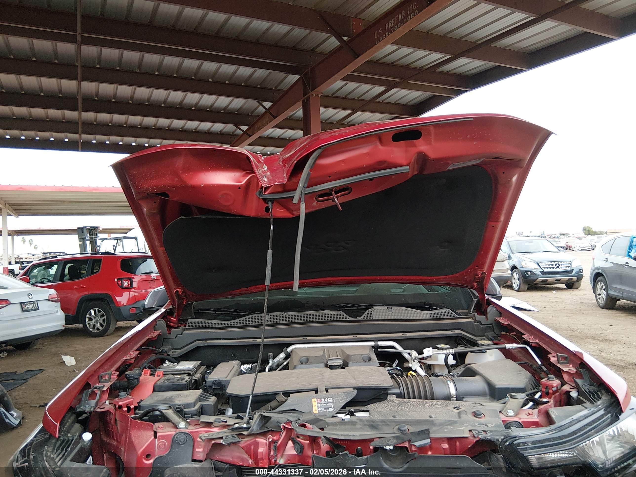 CHEVROLET COLORADO image 10