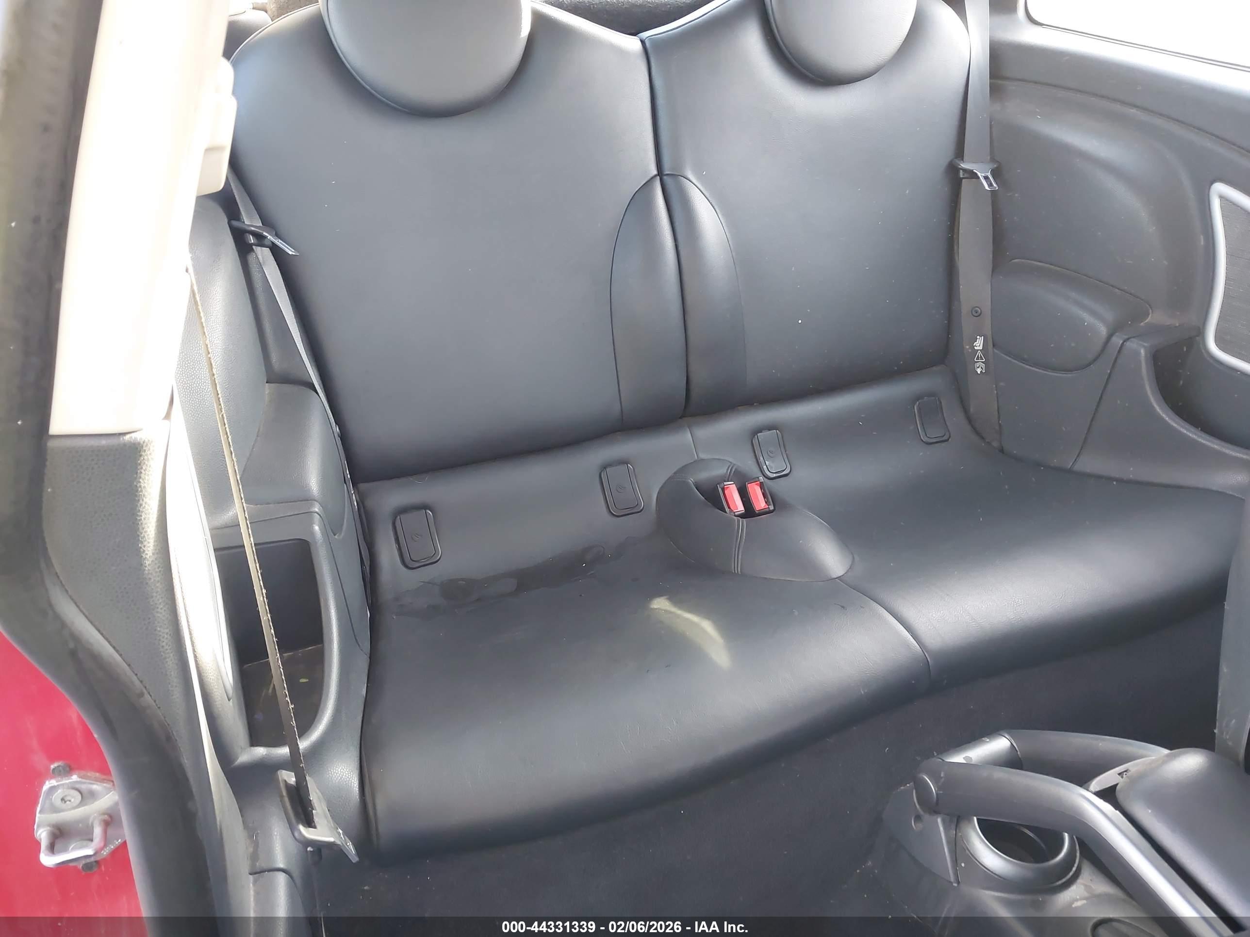 MINI COOPER image 8