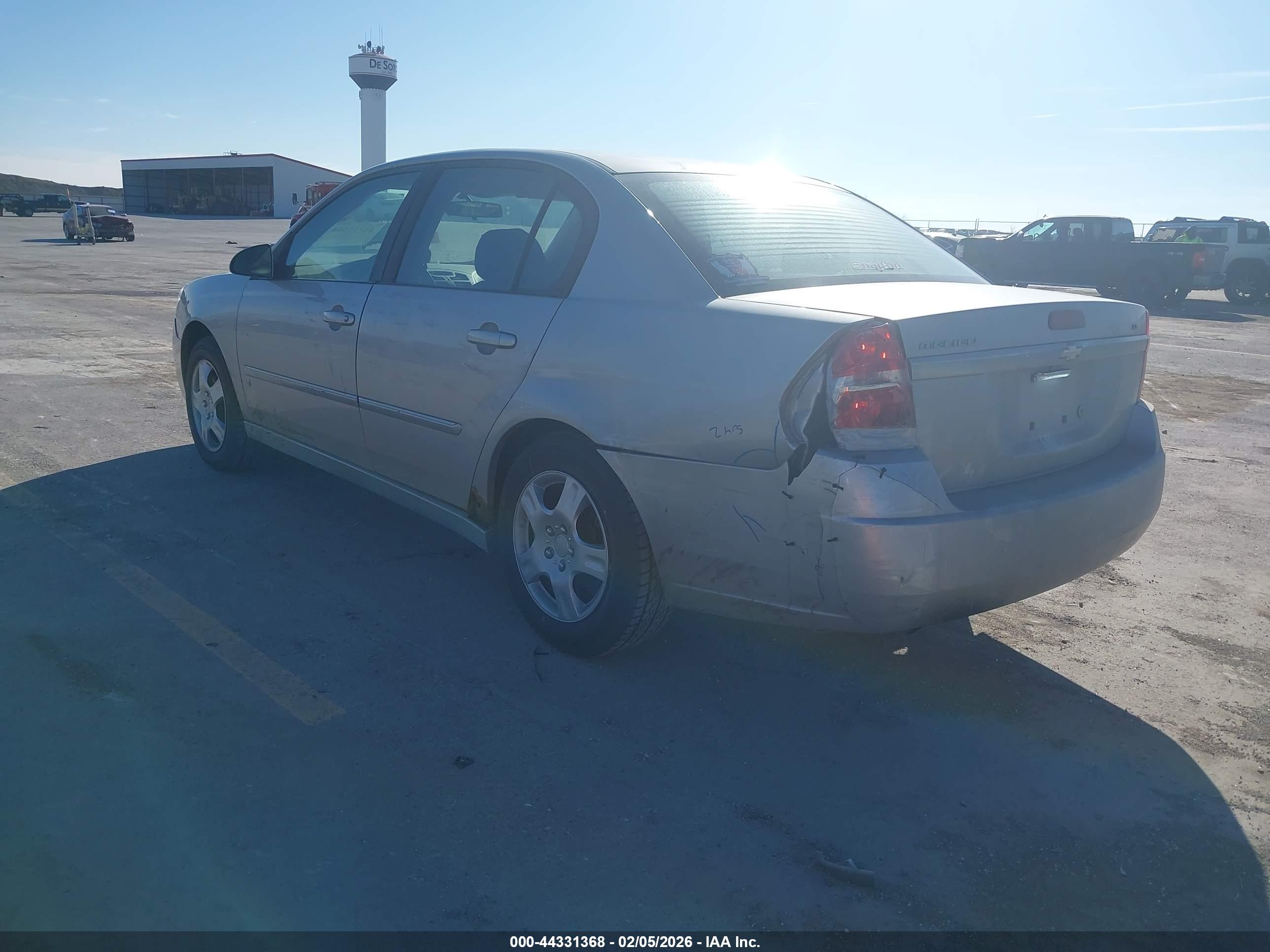 CHEVROLET MALIBU image 3