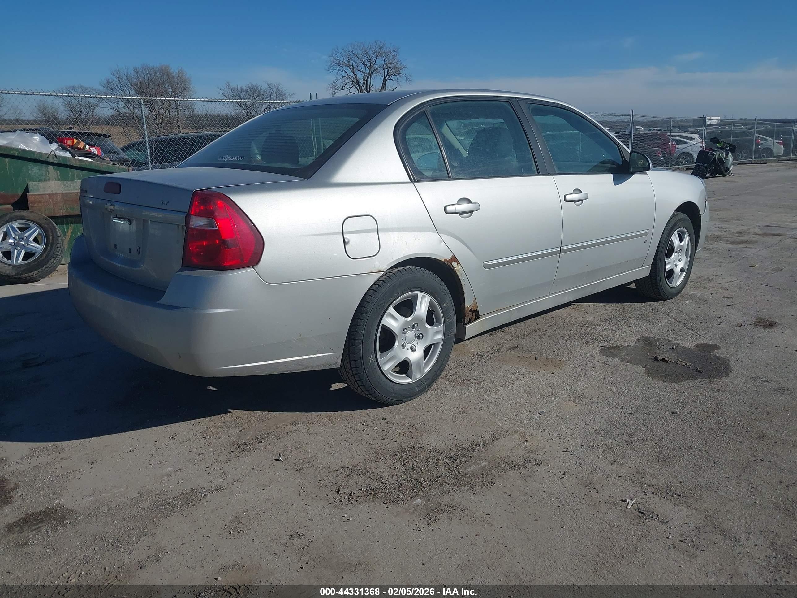 CHEVROLET MALIBU image 4