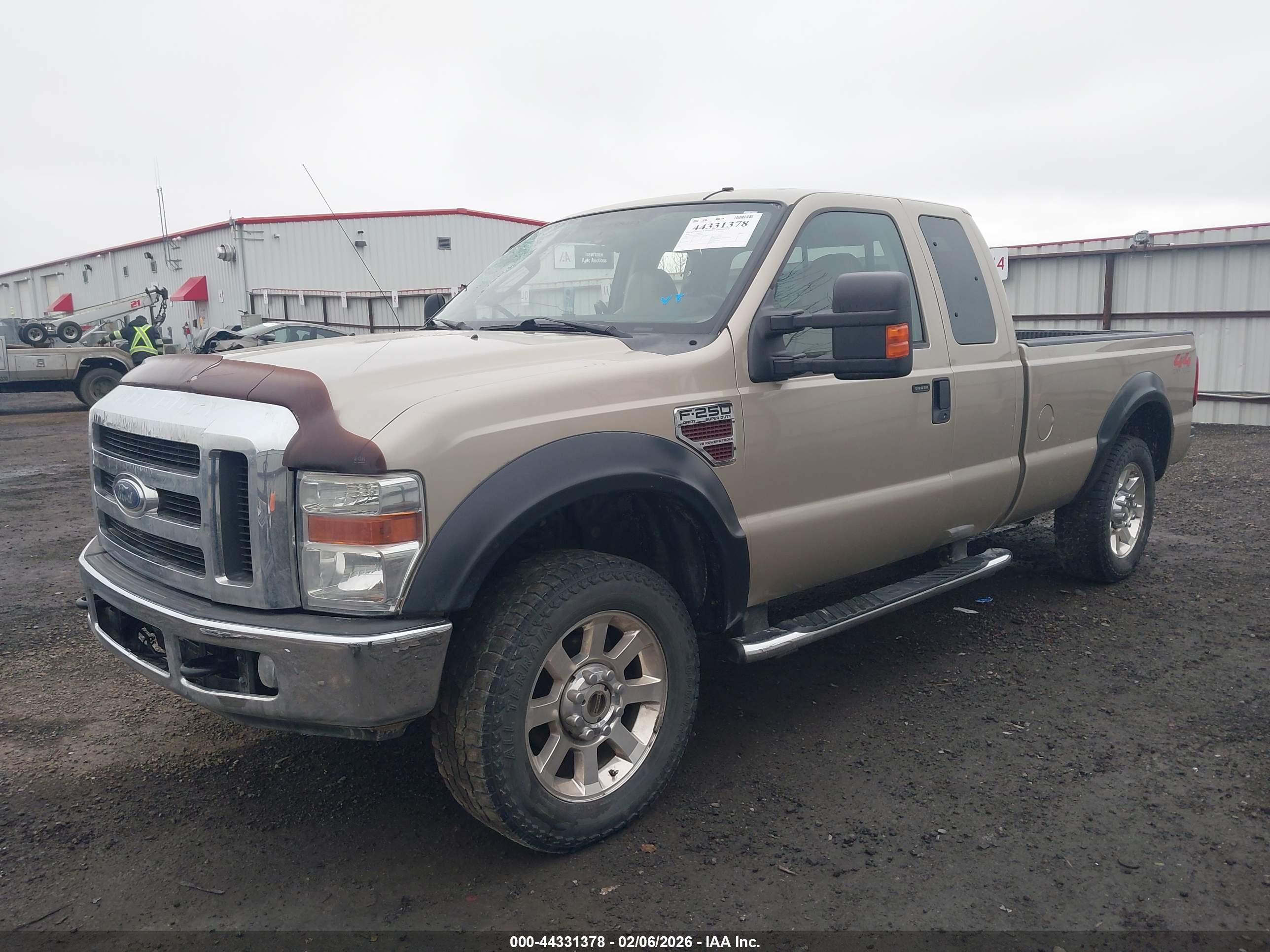 FORD F-250 image 2