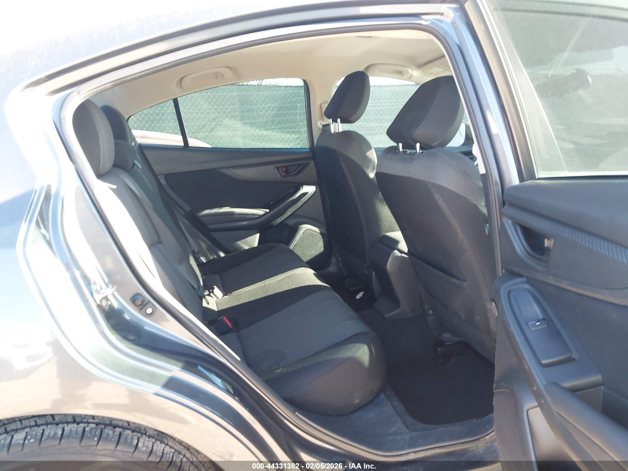SUBARU IMPREZA image 8