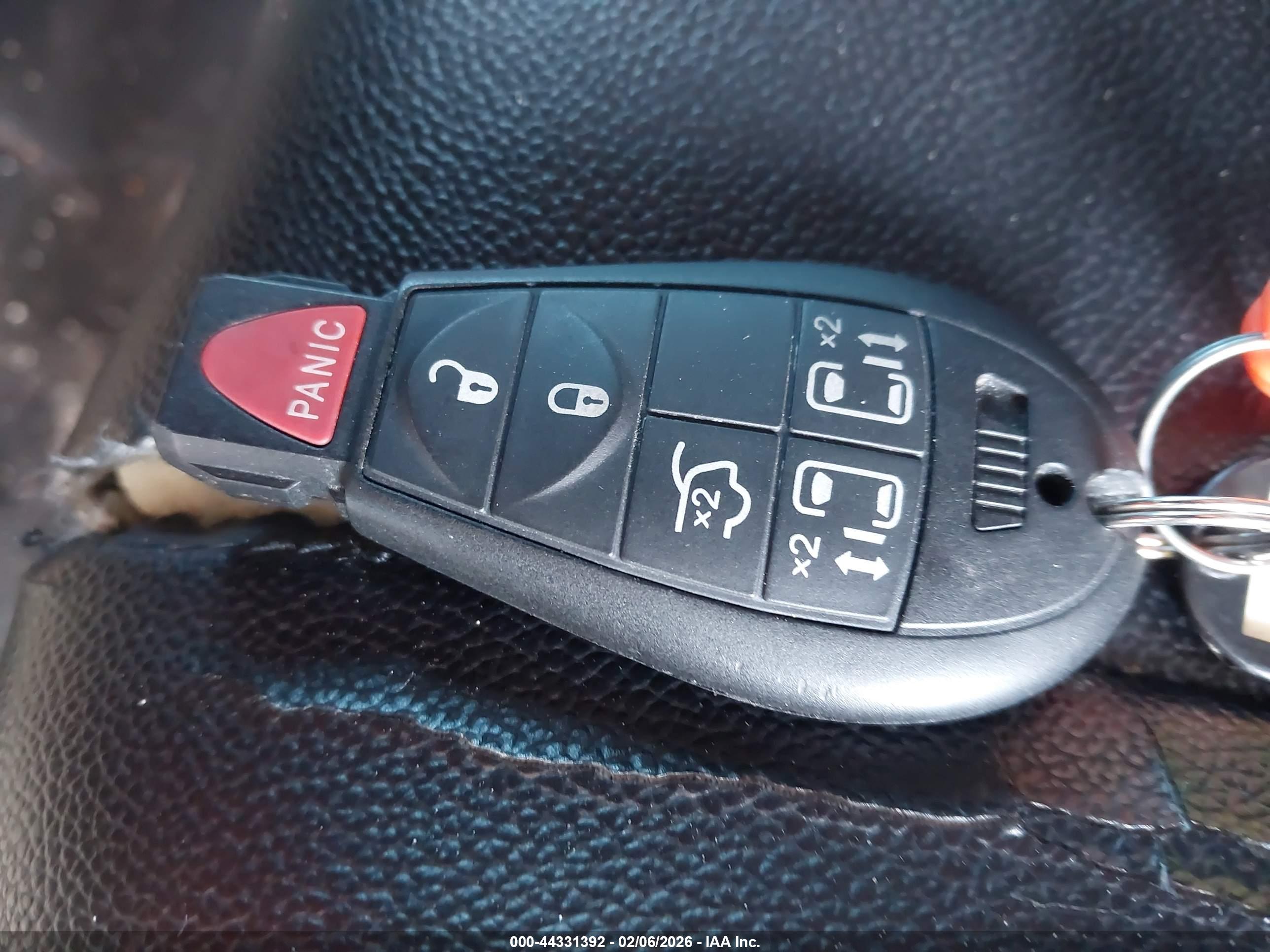 CHRYSLER TOWN image 11