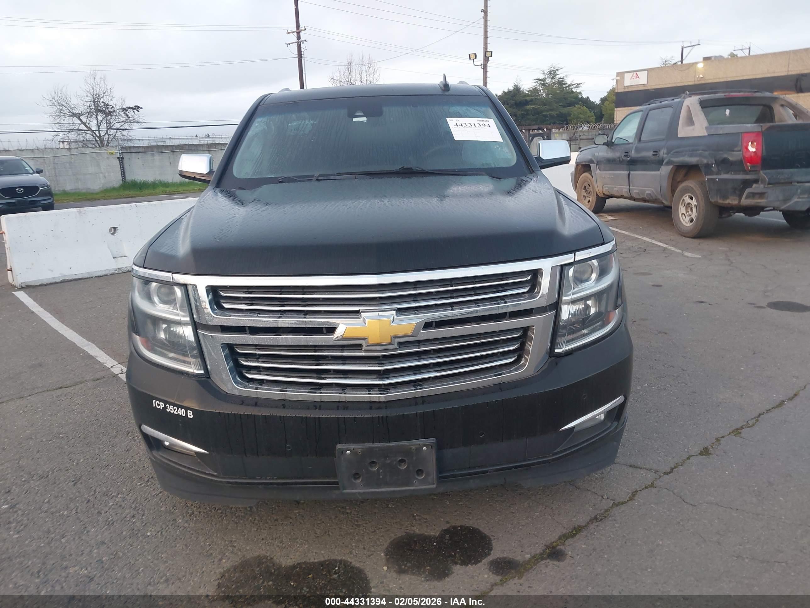CHEVROLET SUBURBAN image 6