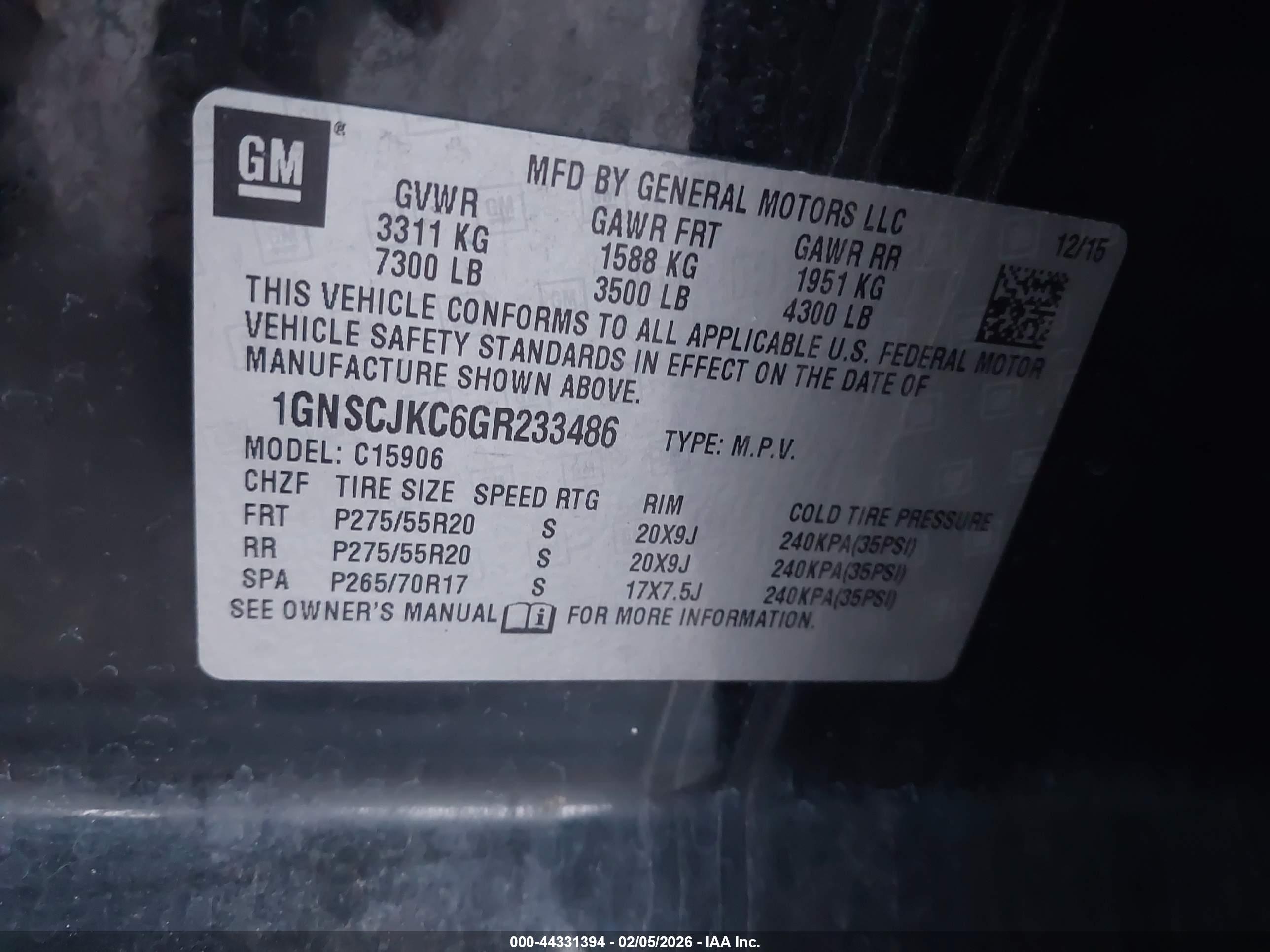 CHEVROLET SUBURBAN image 9