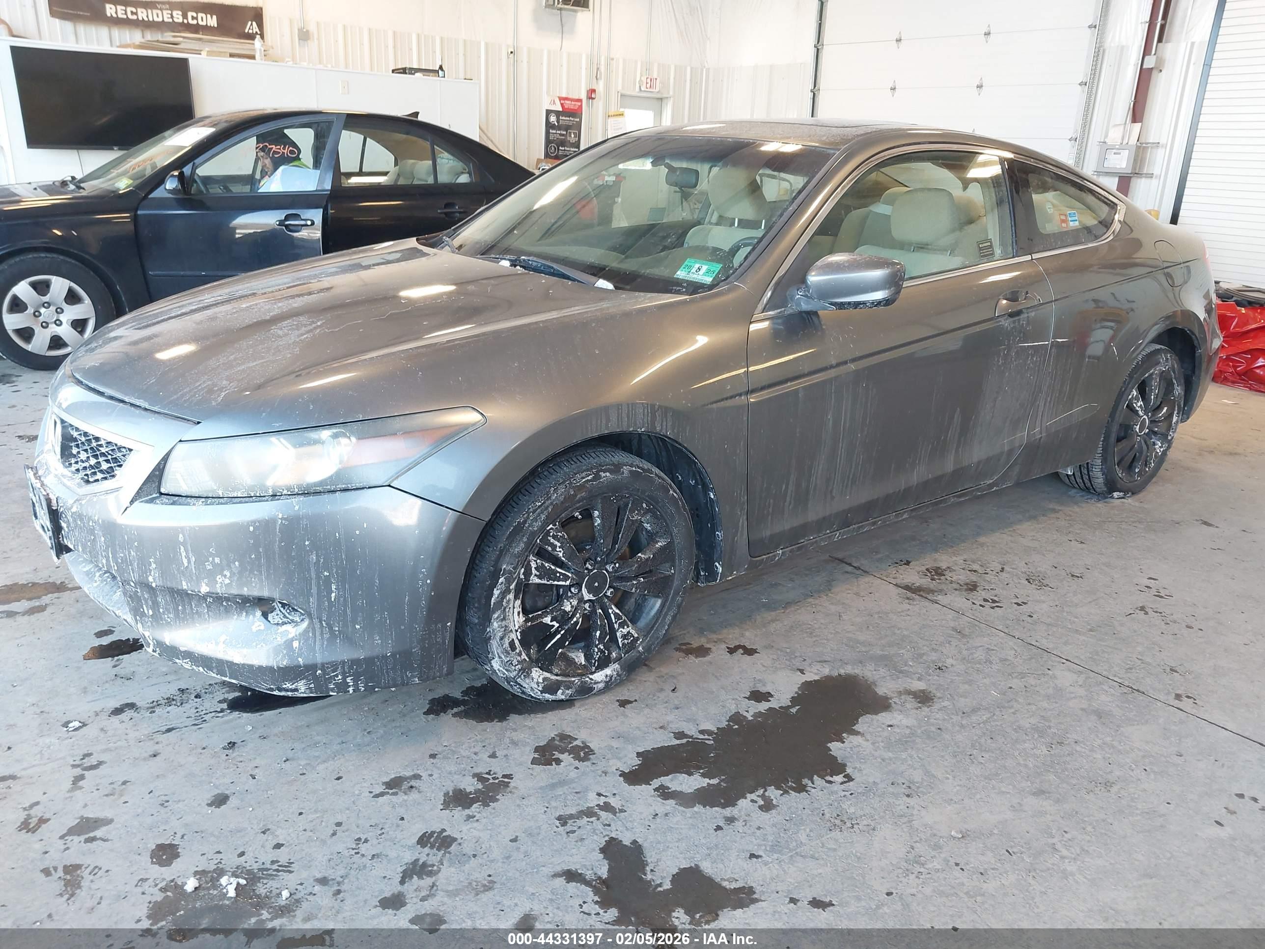HONDA ACCORD image 2