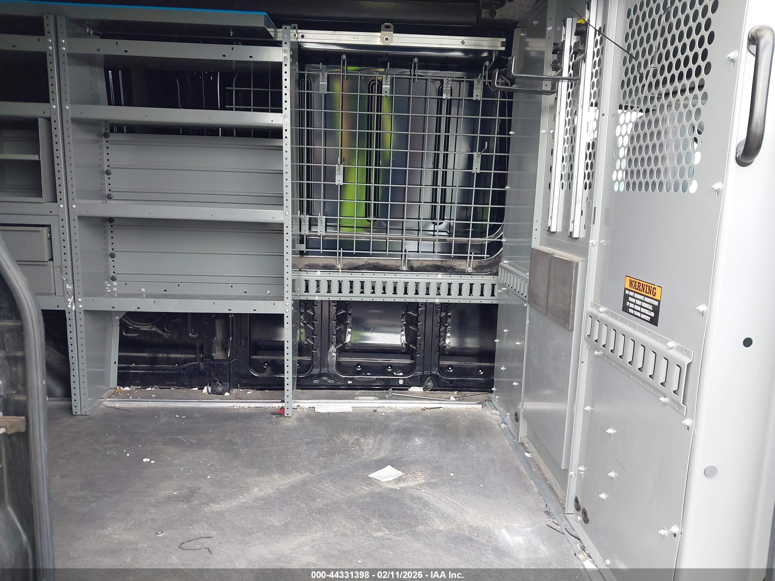 FORD TRANSIT-250 image 8