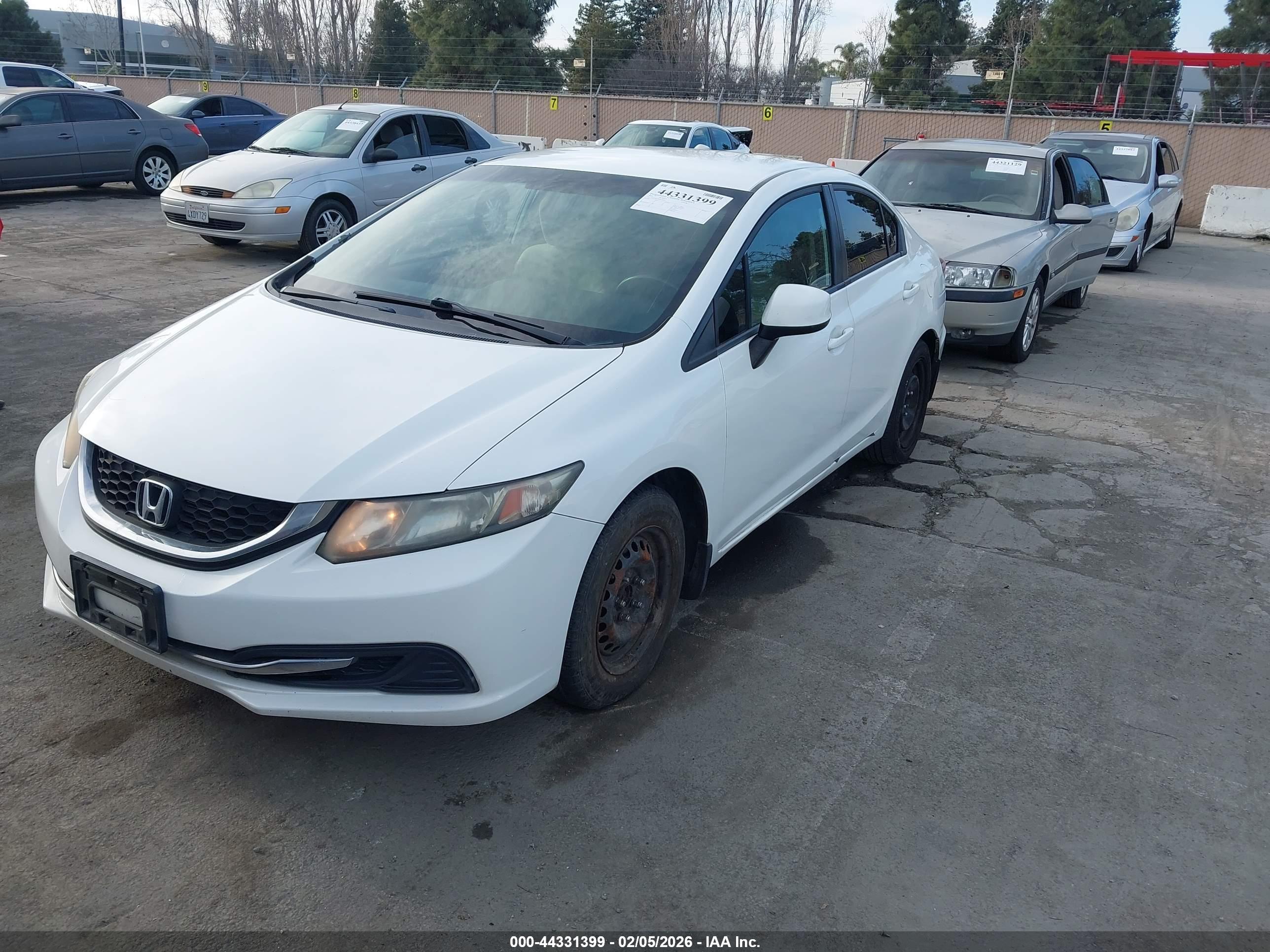 HONDA CIVIC image 2