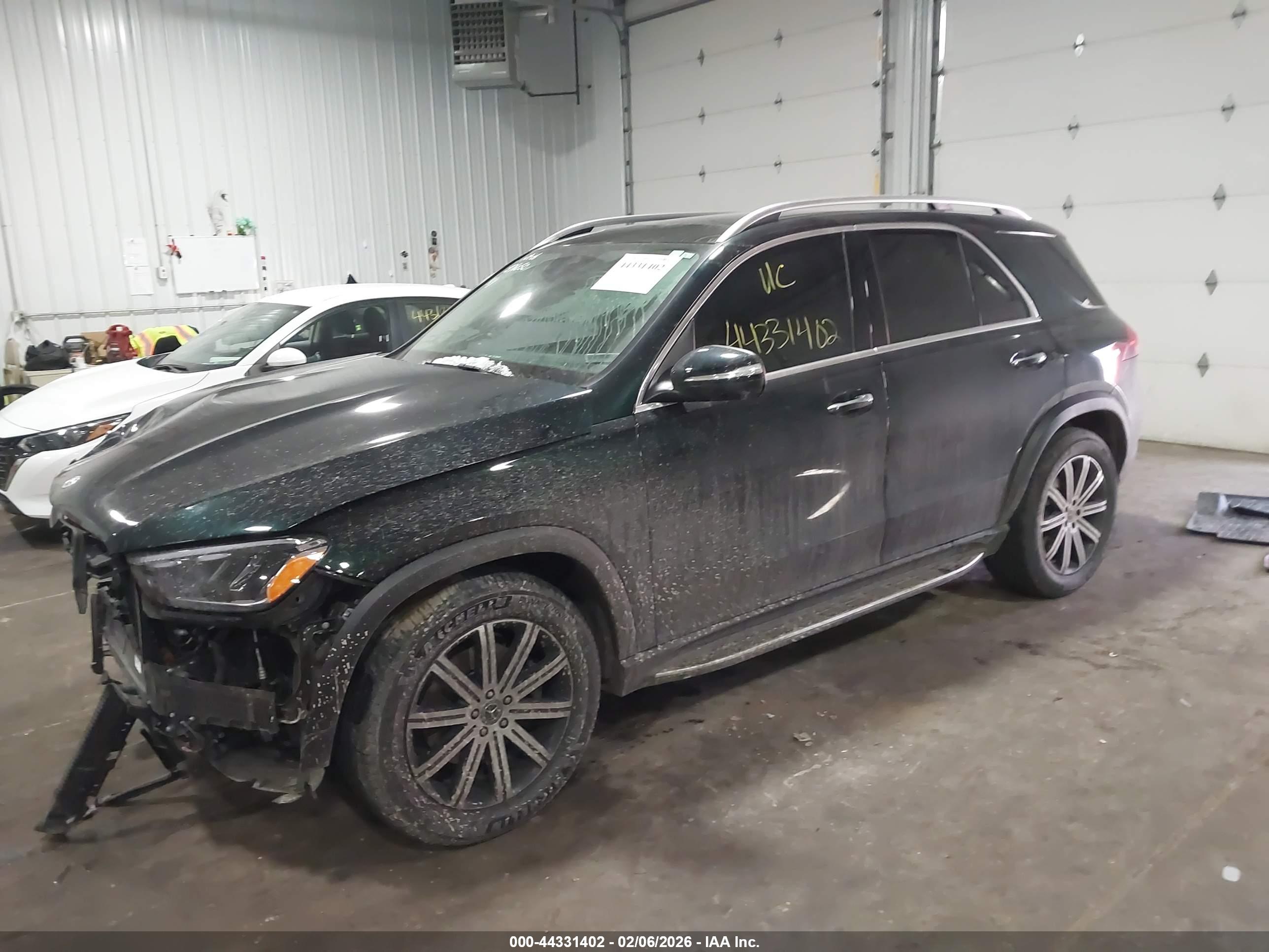 MERCEDES-BENZ GLE image 2