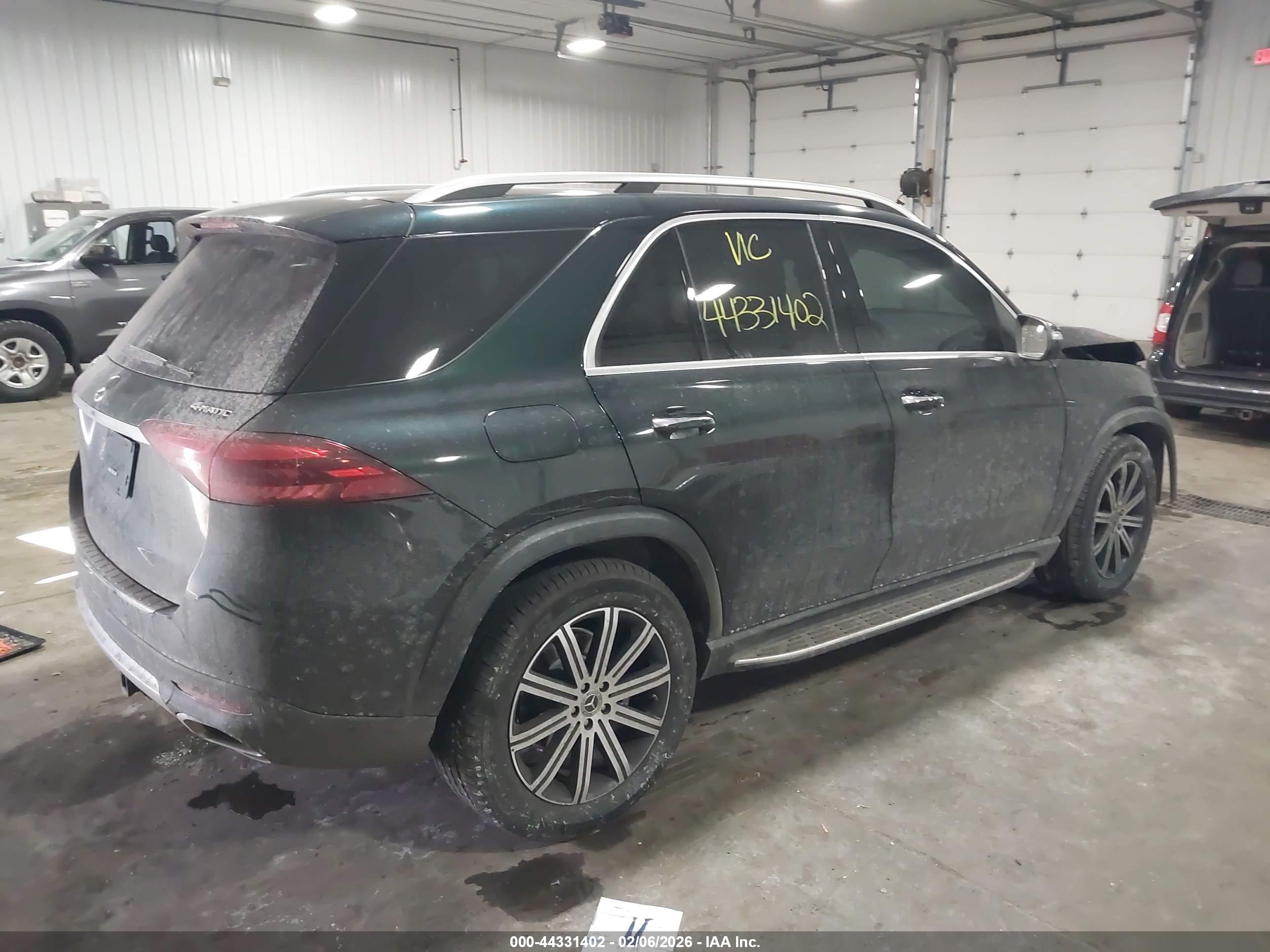 MERCEDES-BENZ GLE image 4