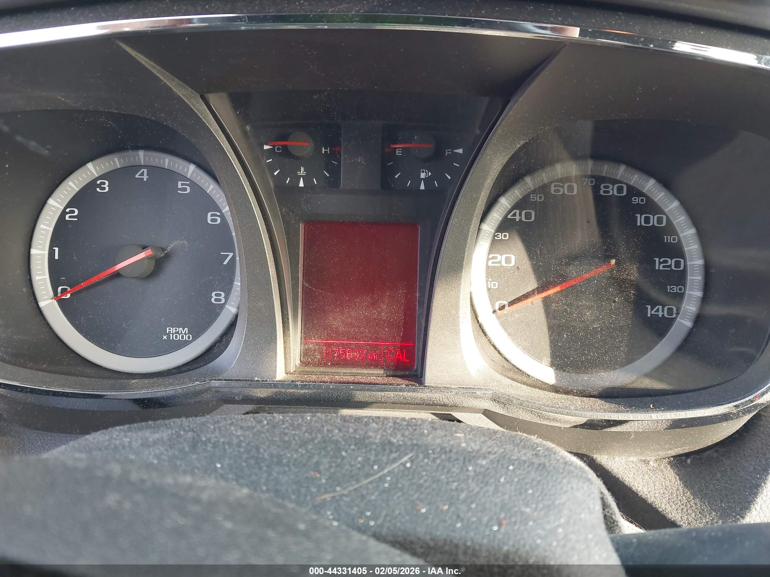 GMC TERRAIN image 7