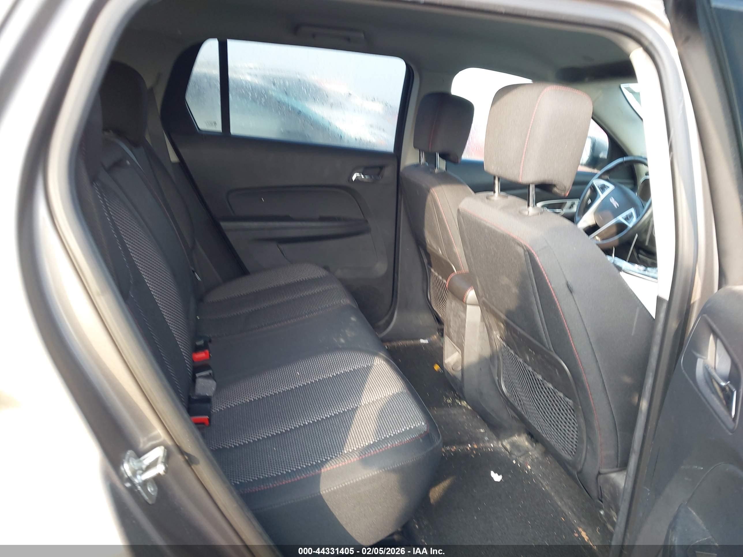 GMC TERRAIN image 8