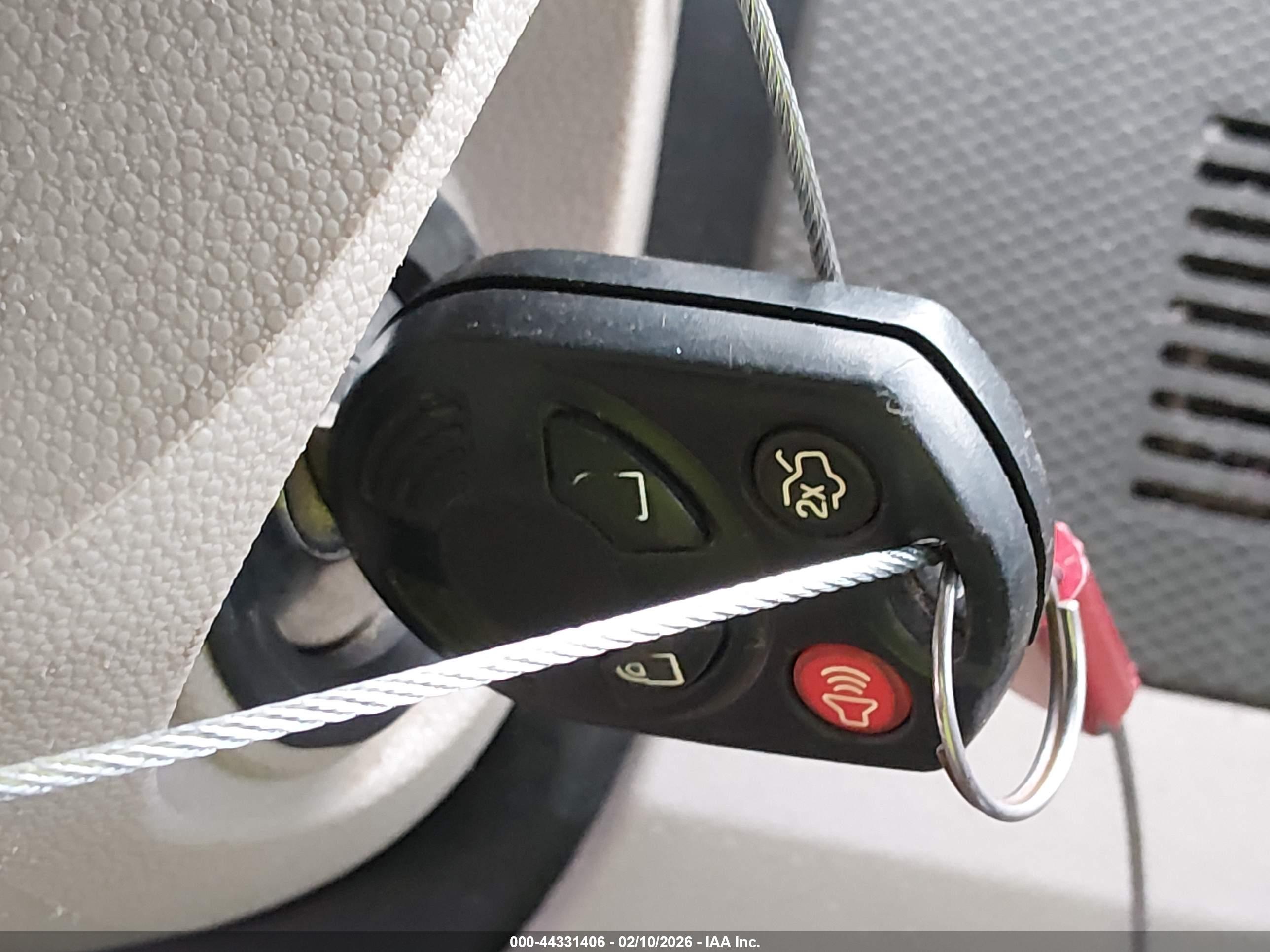 FORD ESCAPE image 11