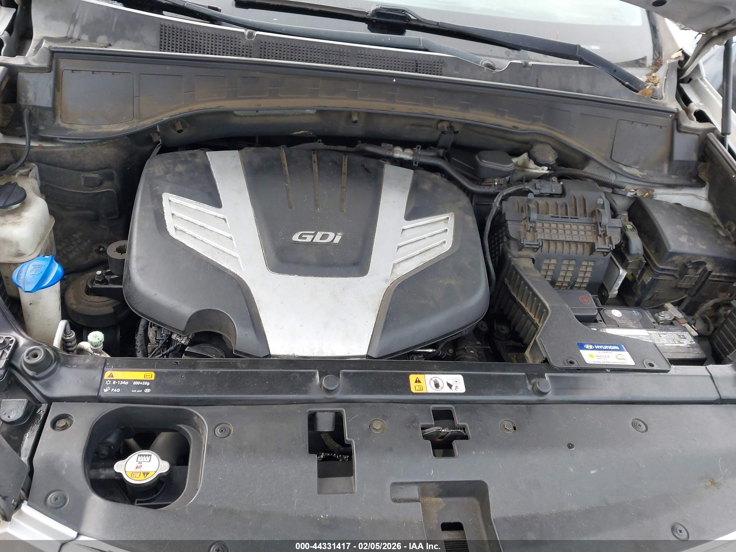 HYUNDAI SANTA image 10