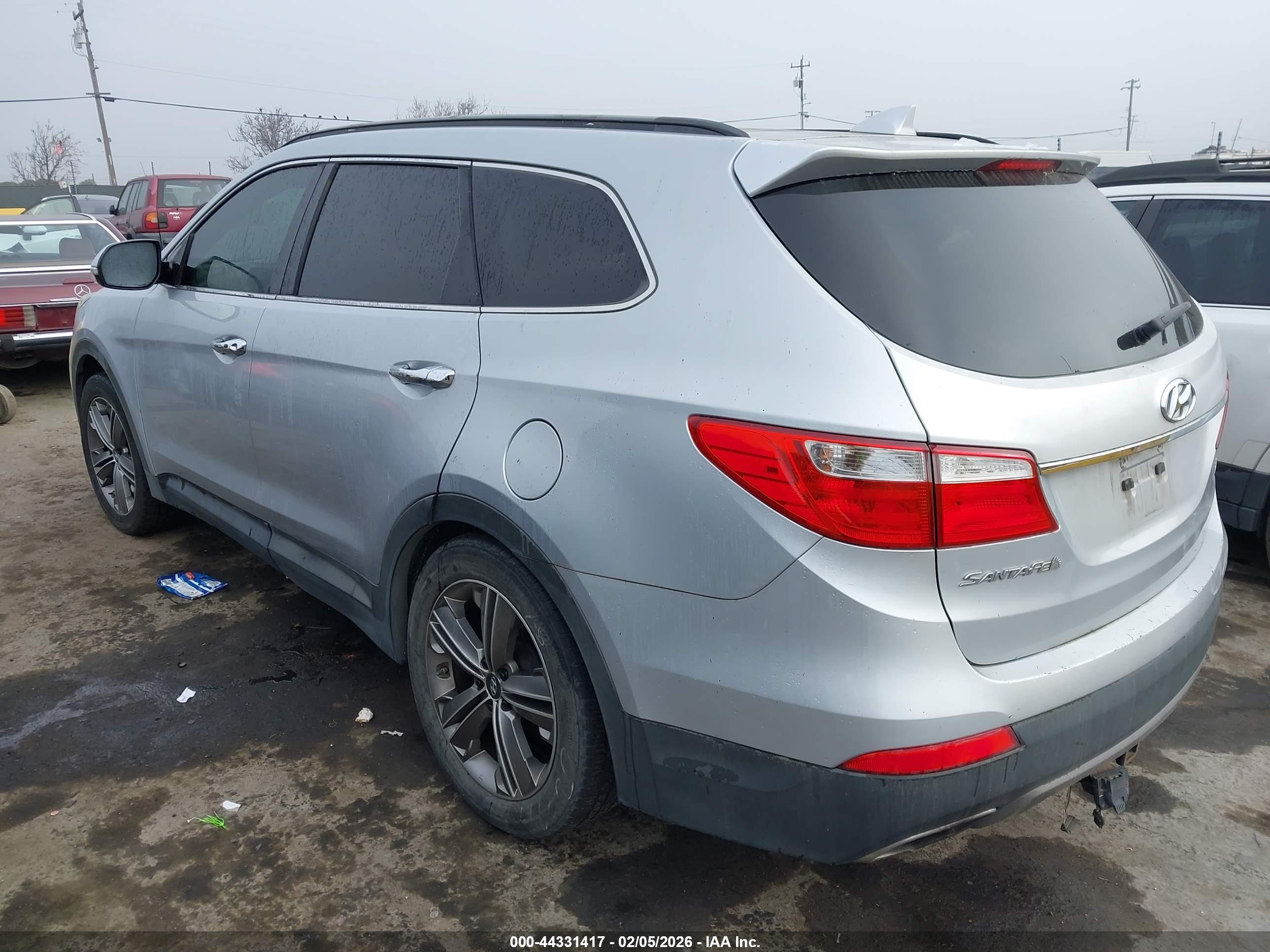 HYUNDAI SANTA image 3