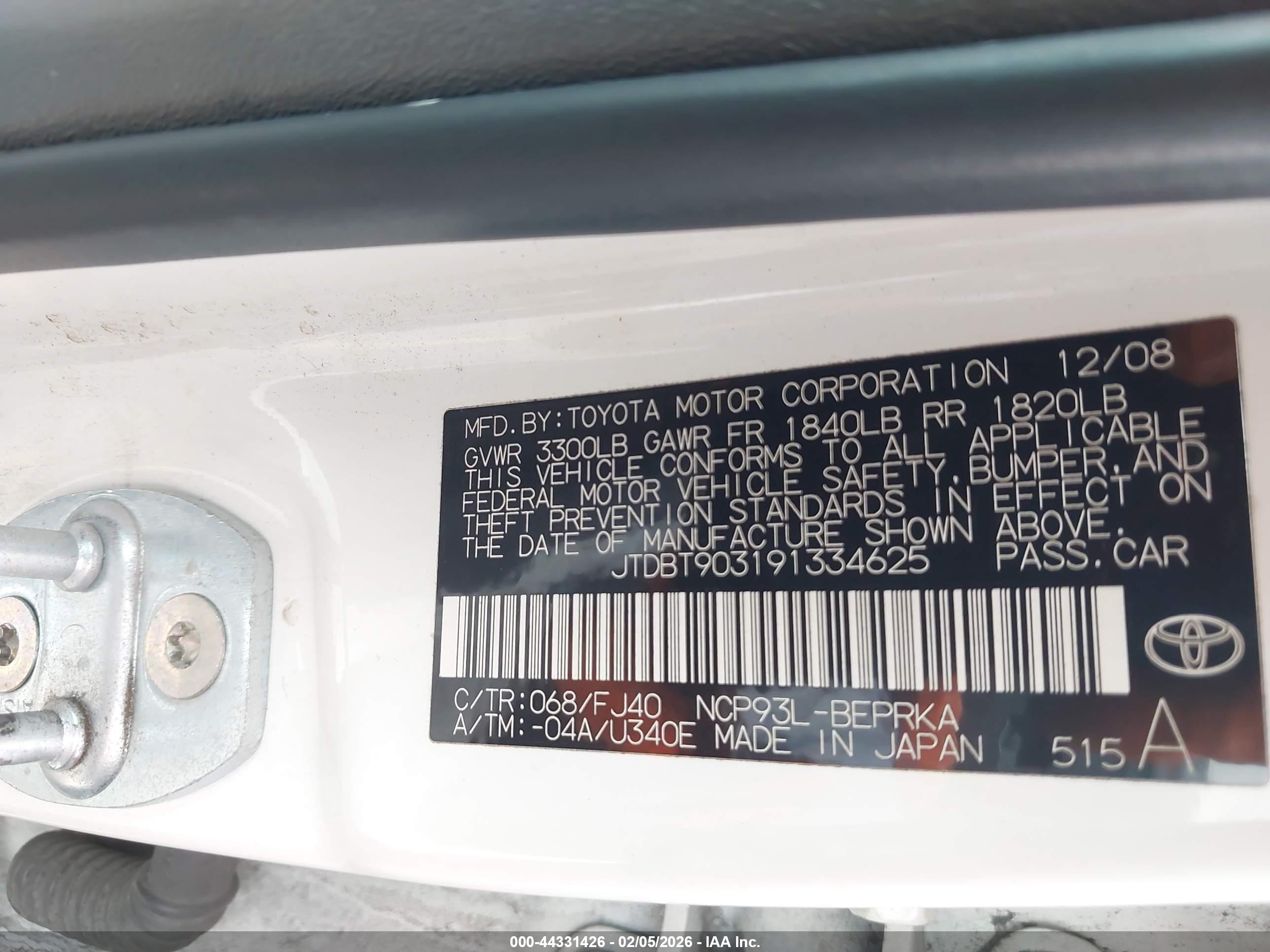 TOYOTA YARIS image 9