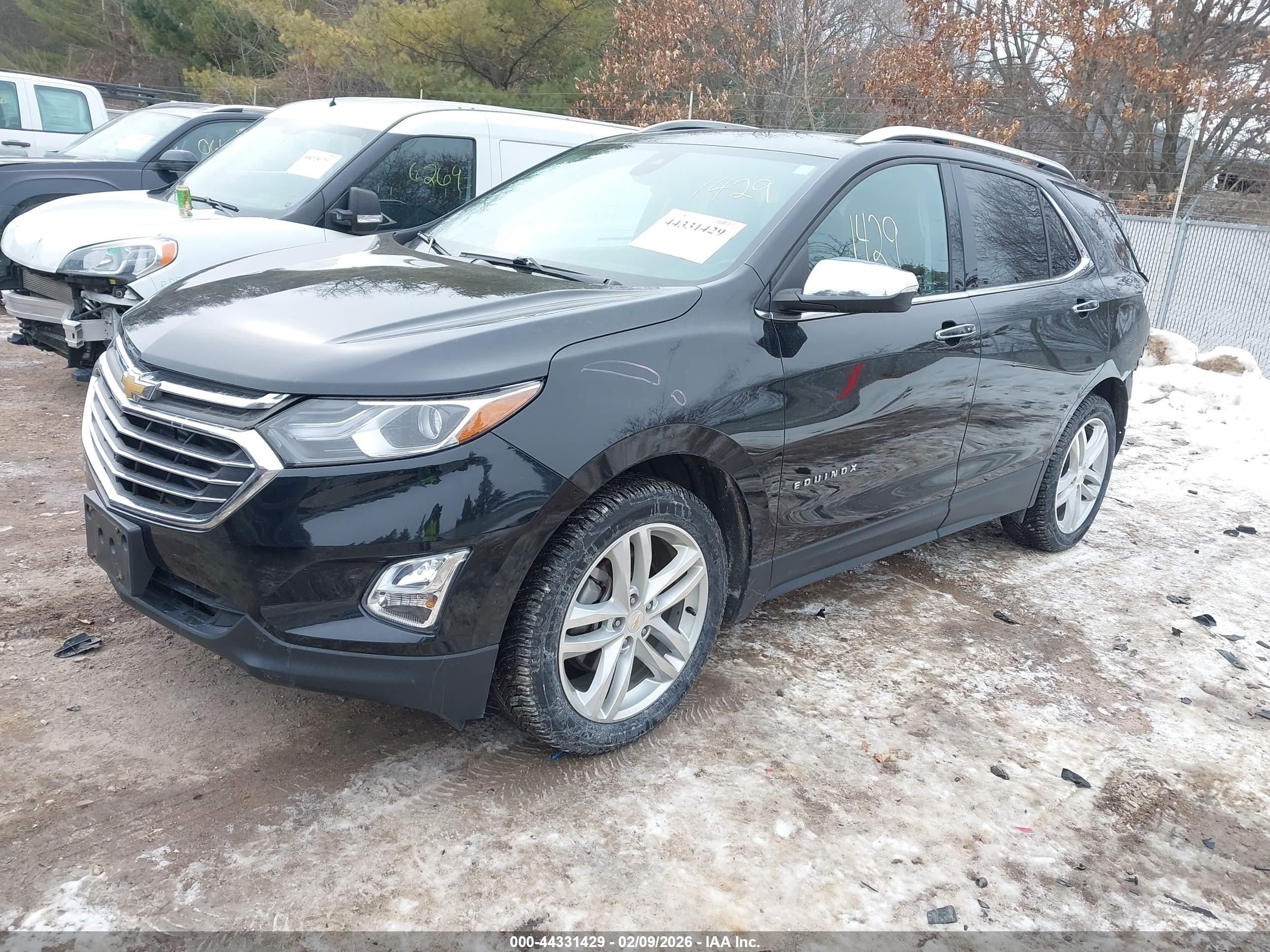 CHEVROLET EQUINOX image 2