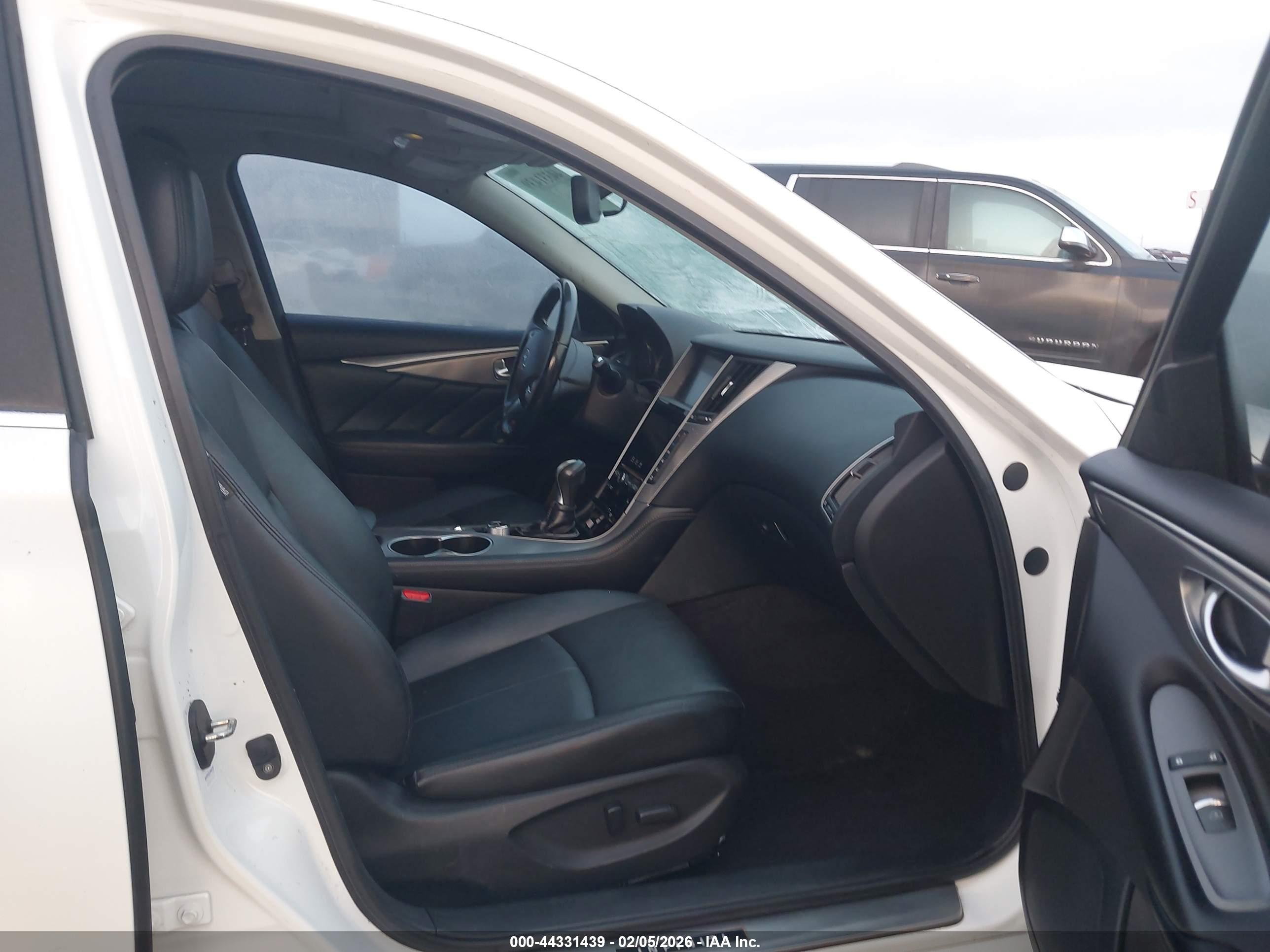 INFINITI Q50 image 5