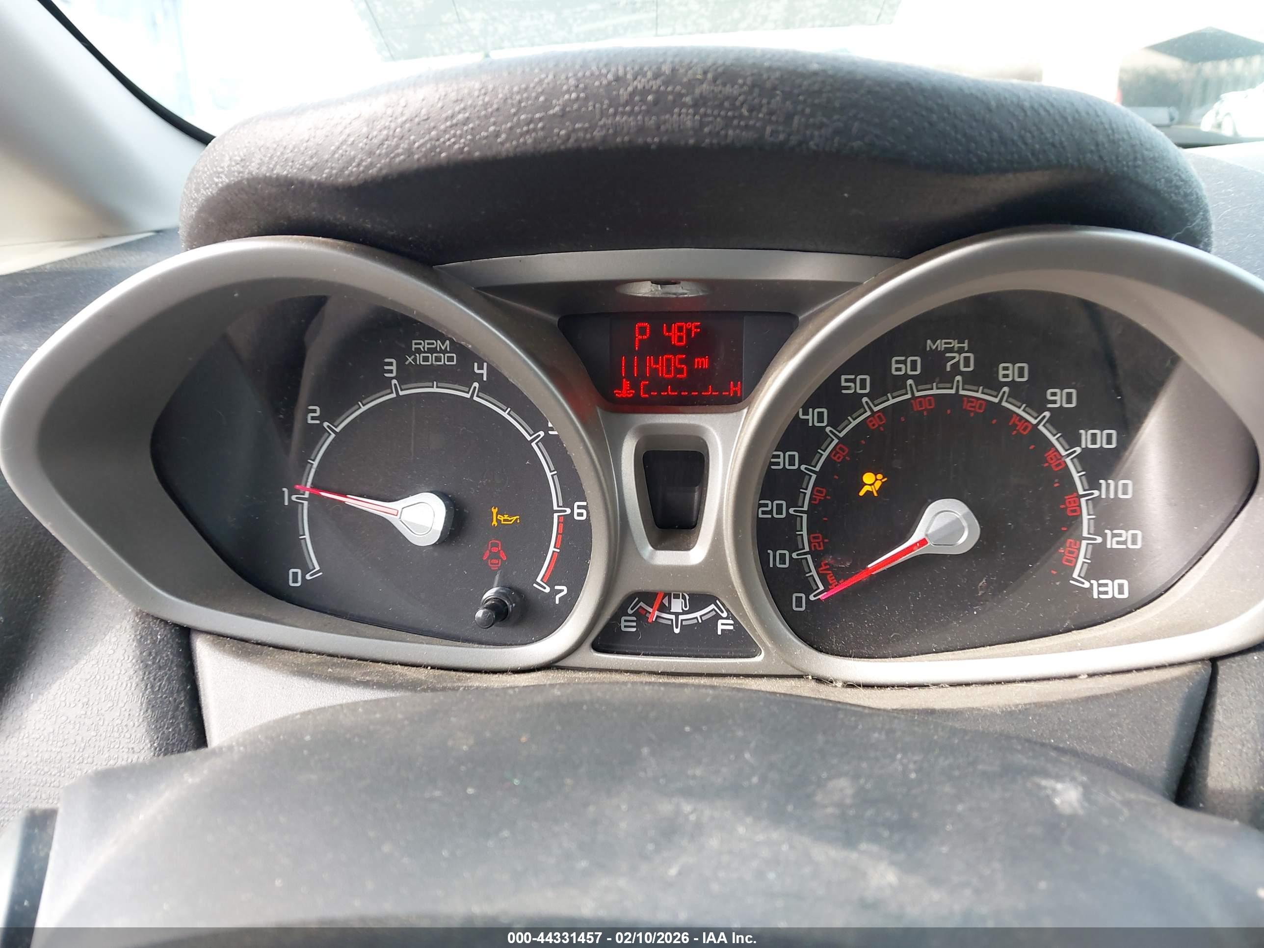 FORD FIESTA image 7
