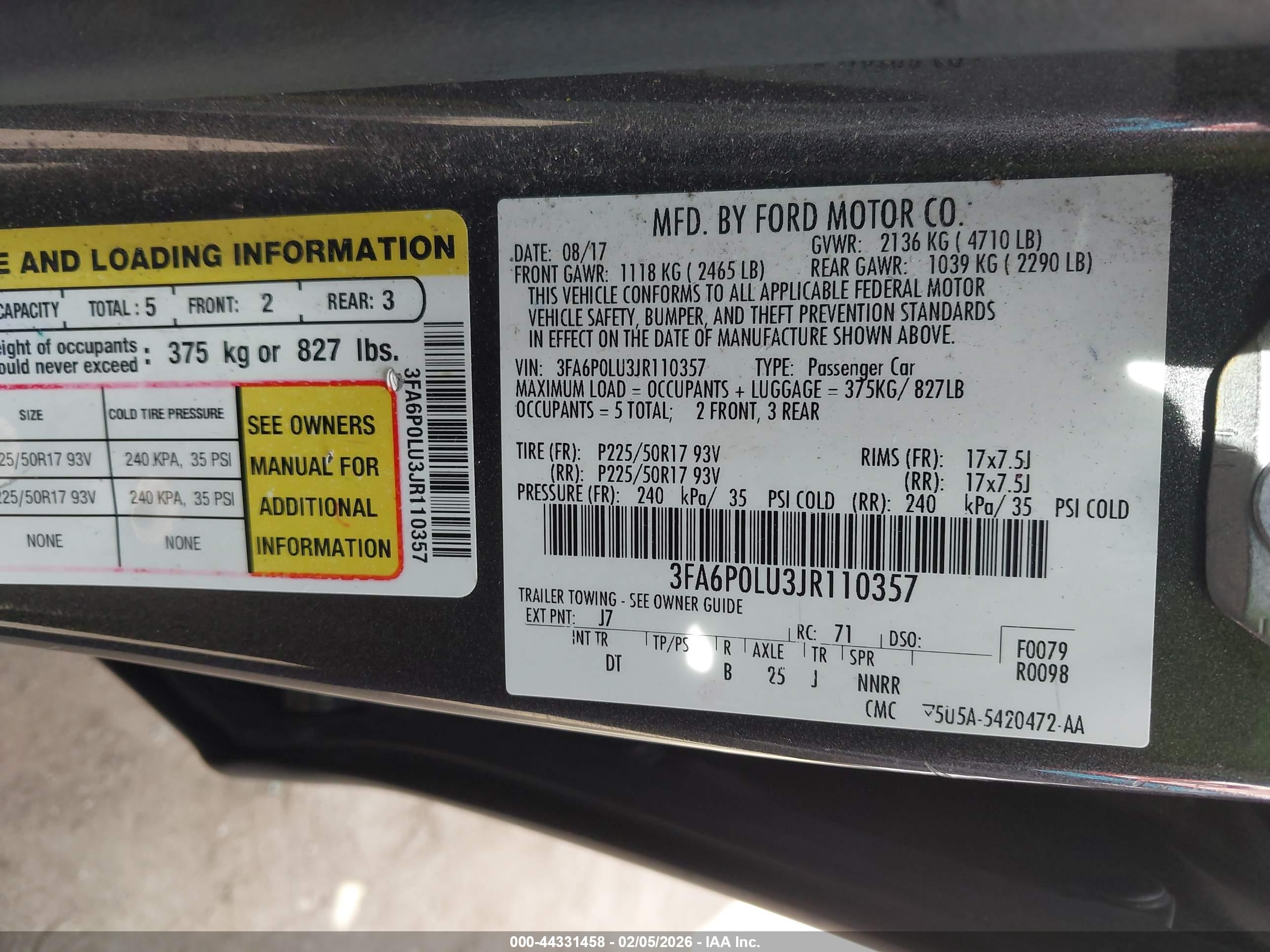 FORD FUSION image 9