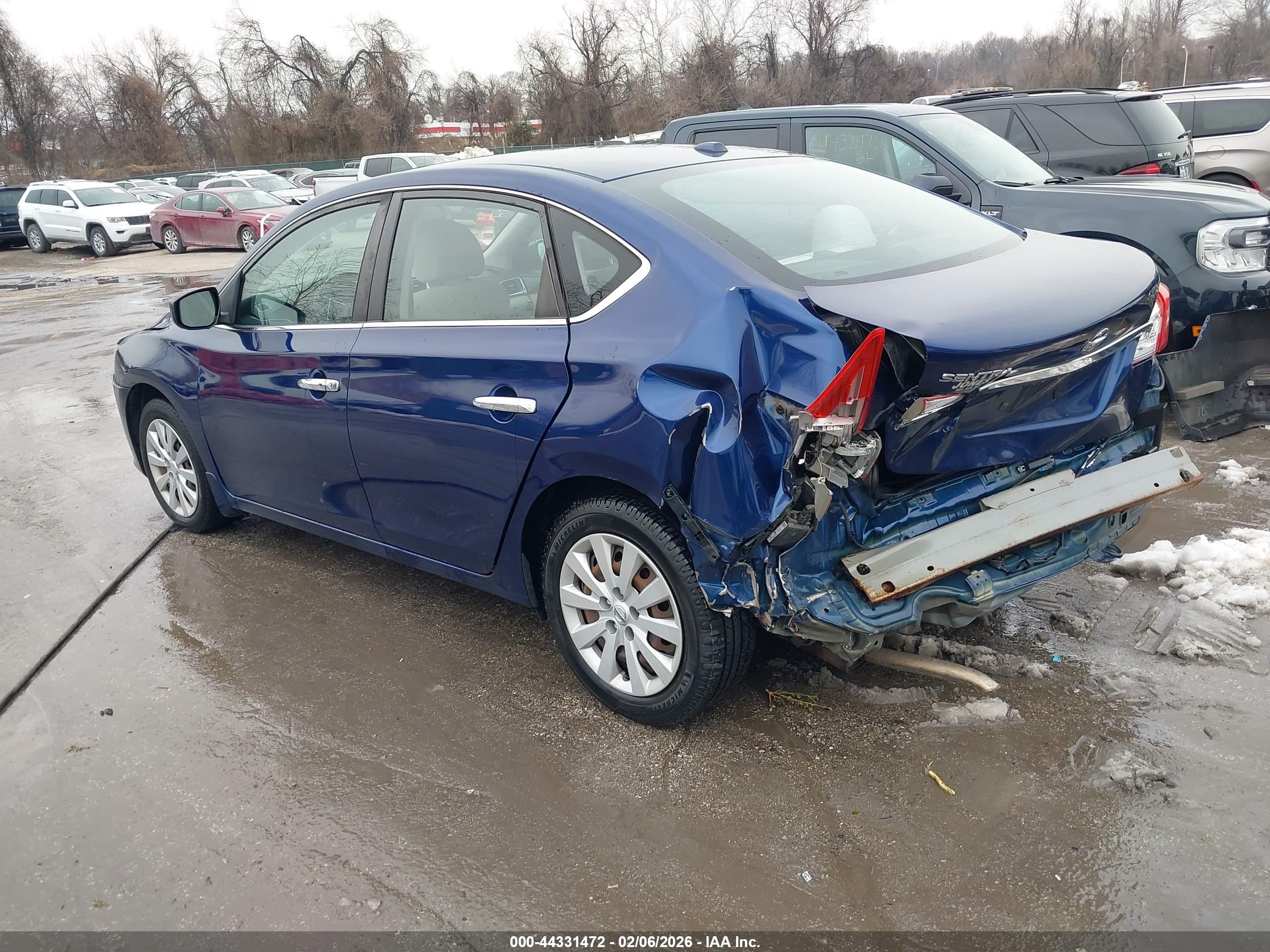 NISSAN SENTRA image 3
