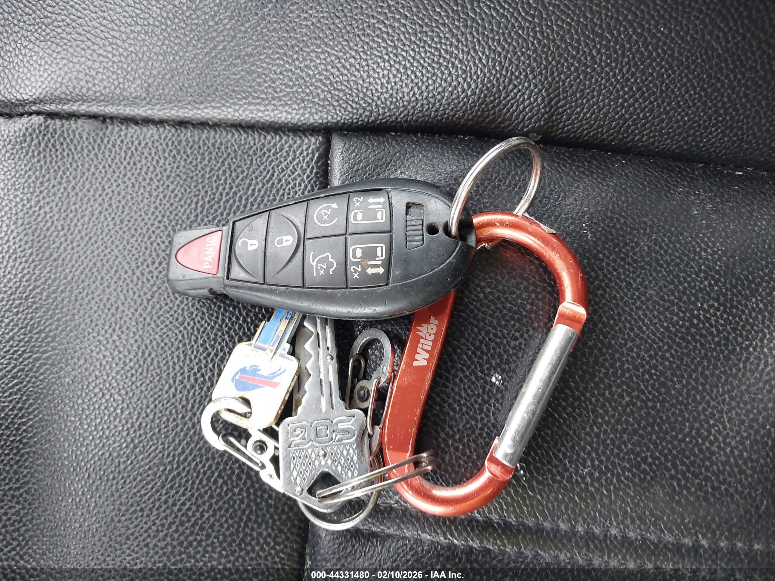 CHRYSLER TOWN image 11