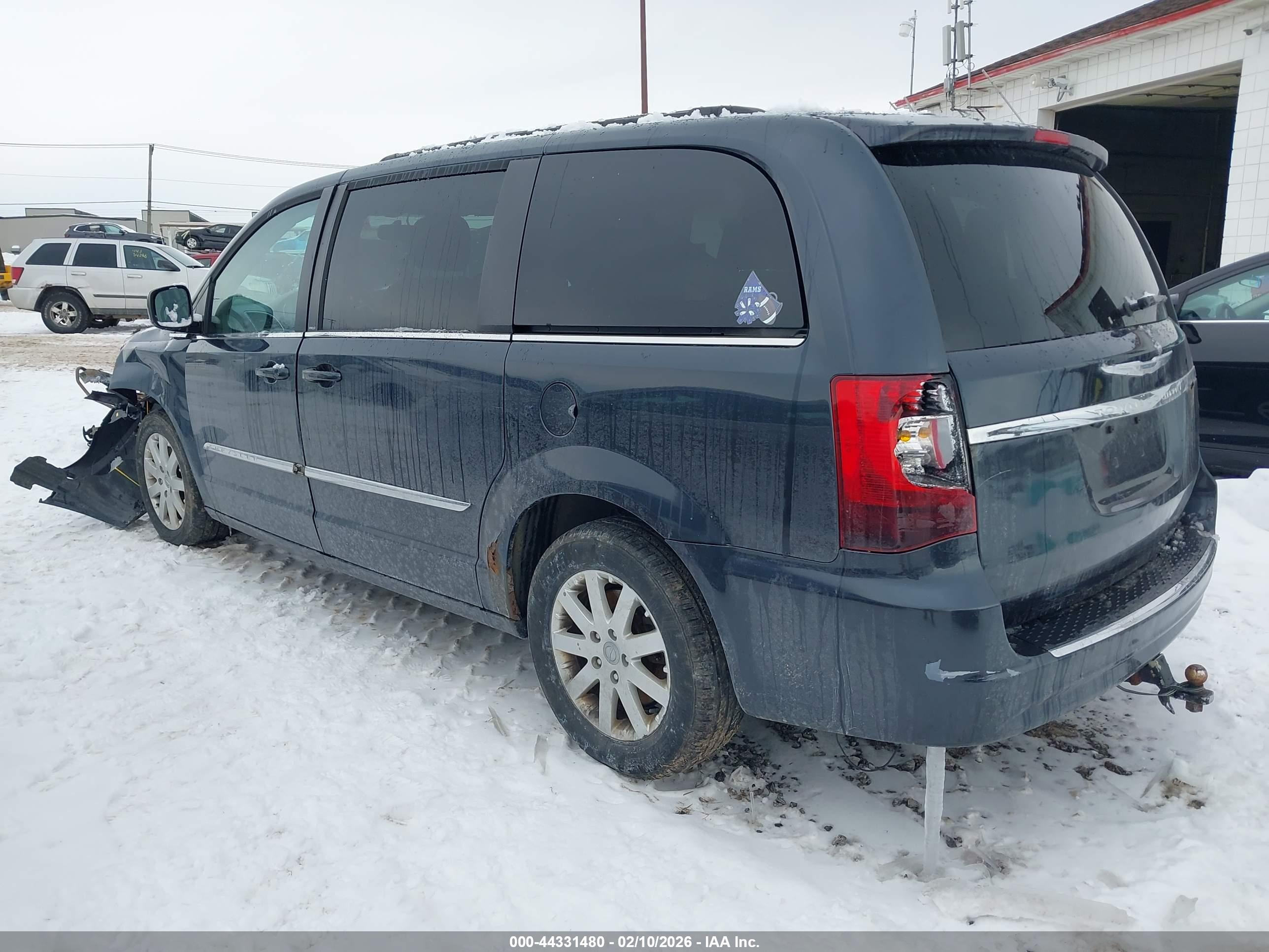 CHRYSLER TOWN image 3
