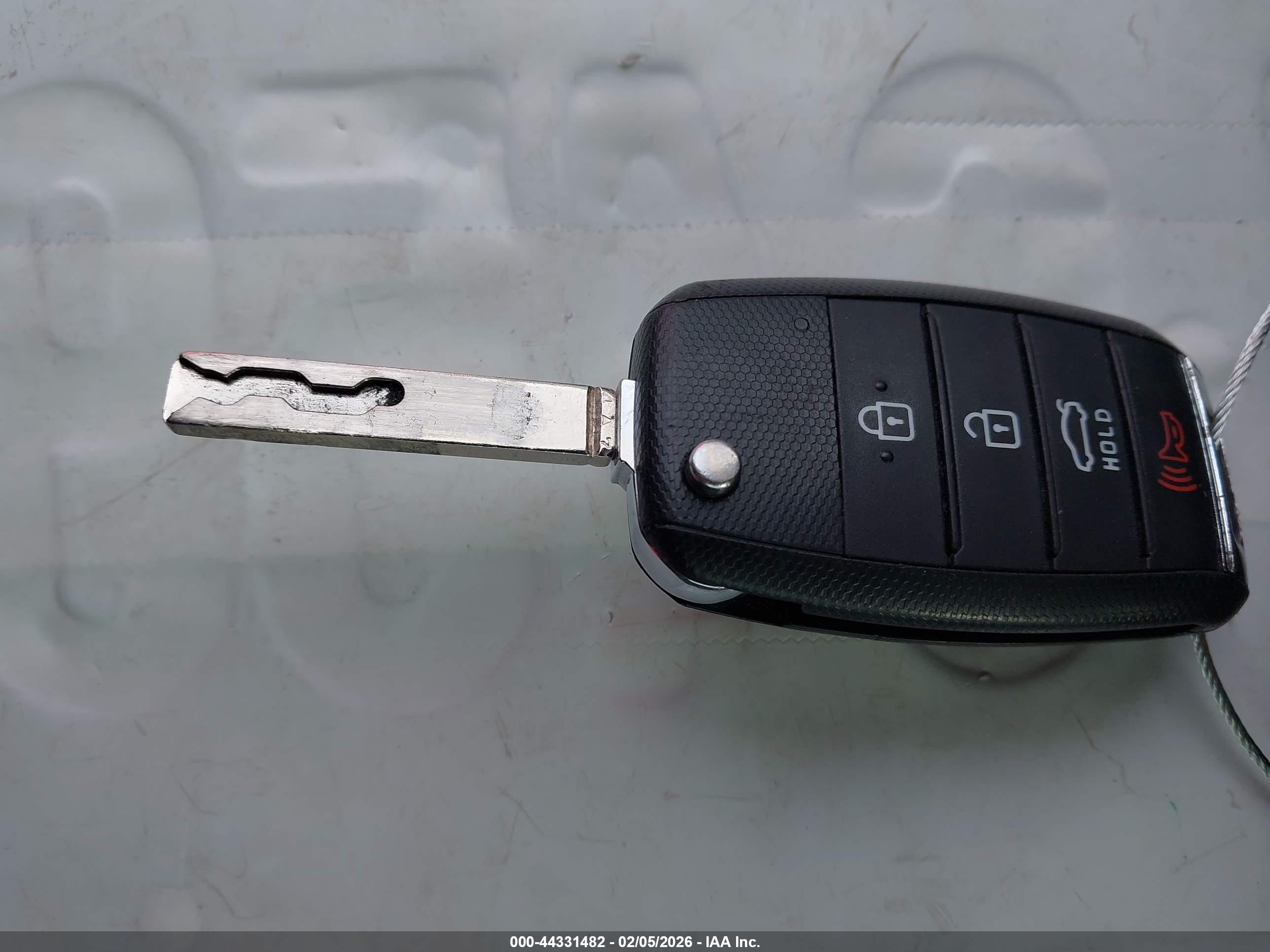 KIA OPTIMA image 11