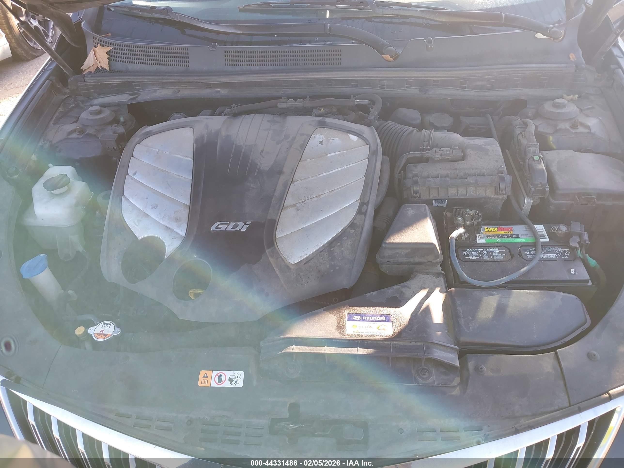 HYUNDAI AZERA image 10