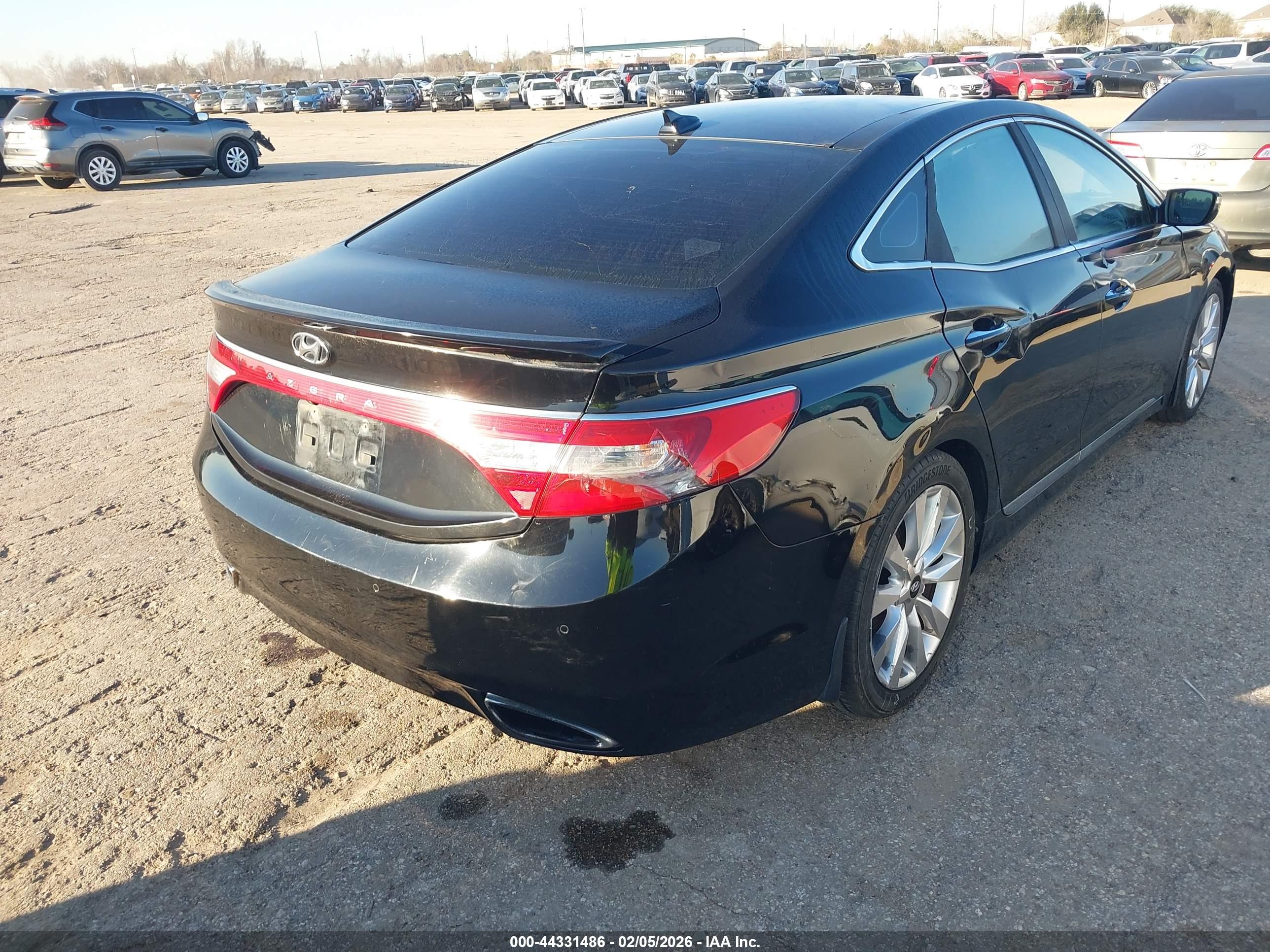 HYUNDAI AZERA image 4