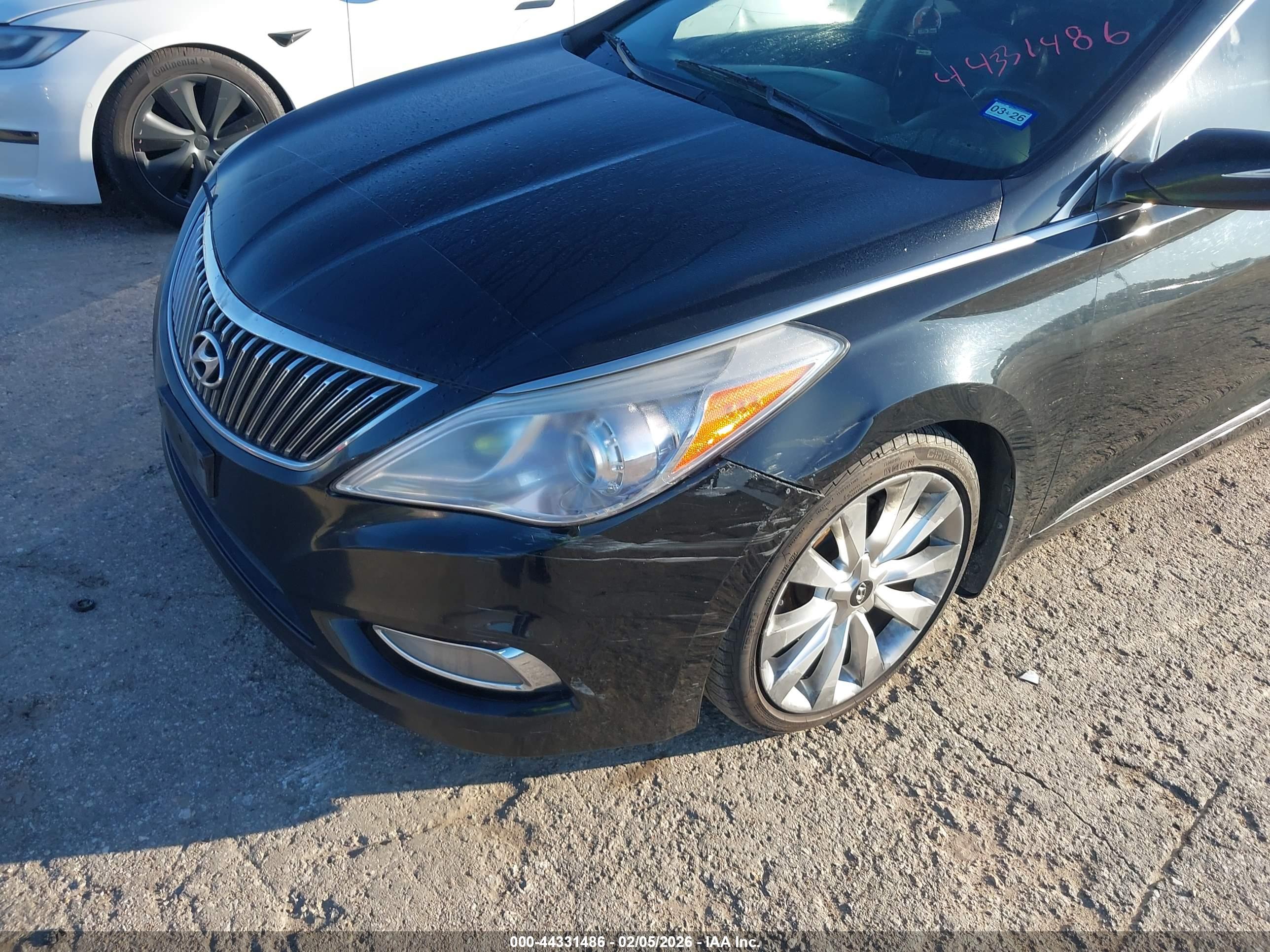 HYUNDAI AZERA image 6