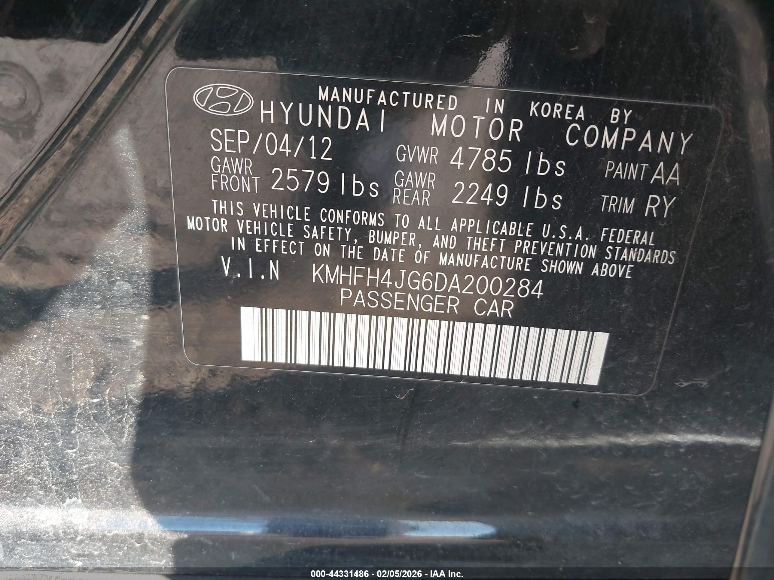 HYUNDAI AZERA image 9