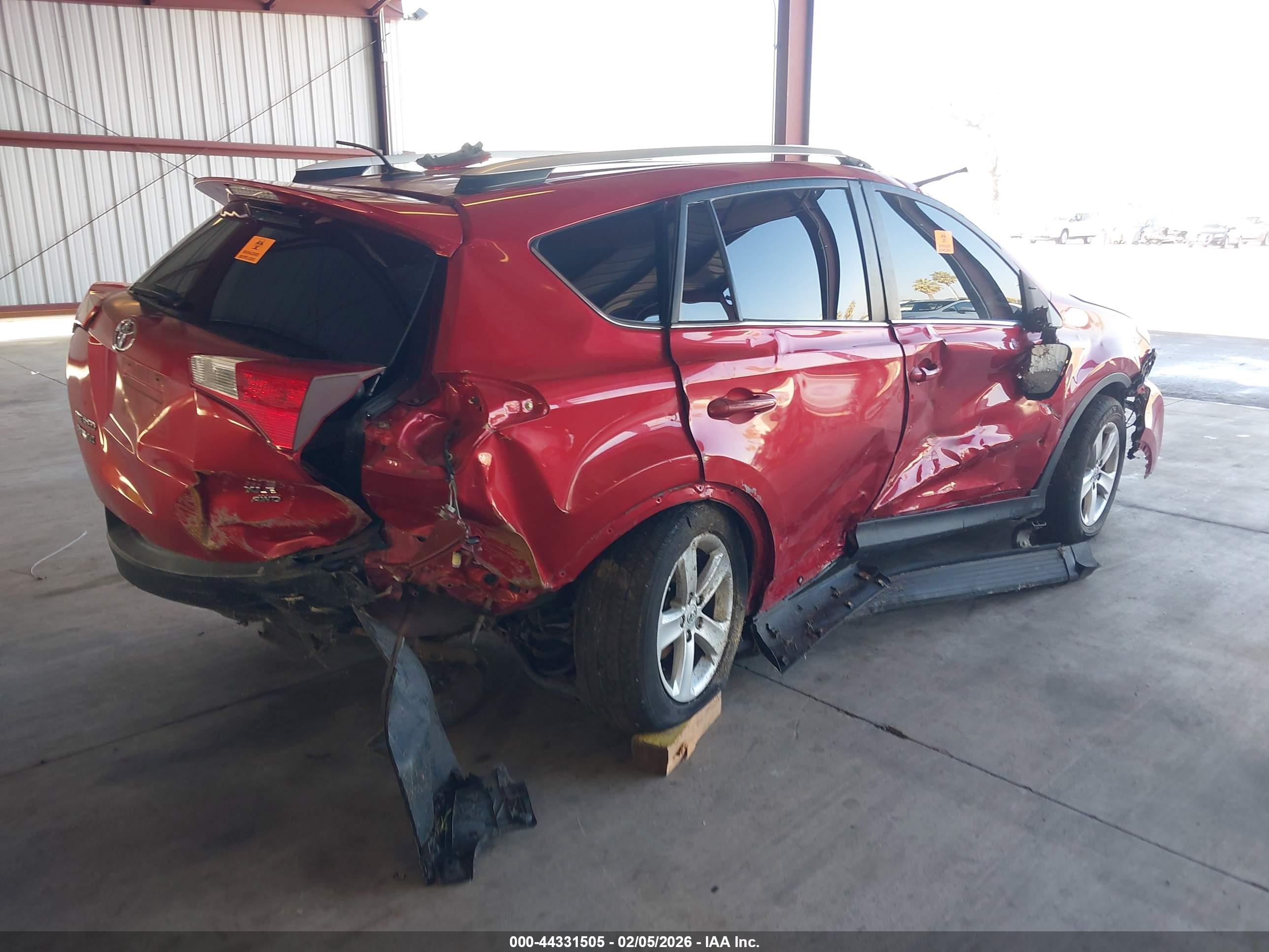 TOYOTA RAV4 image 4