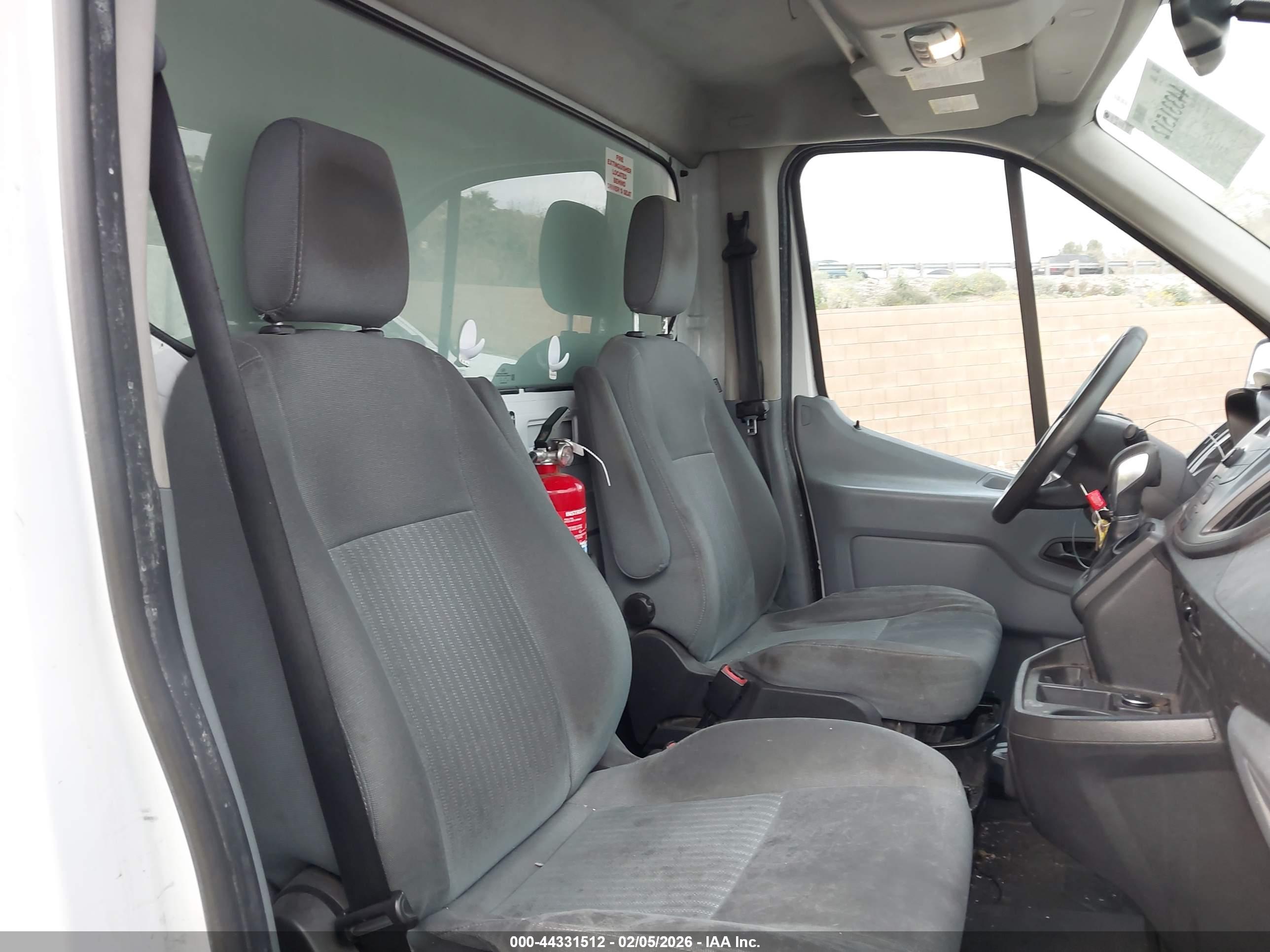 FORD TRANSIT-350 image 8