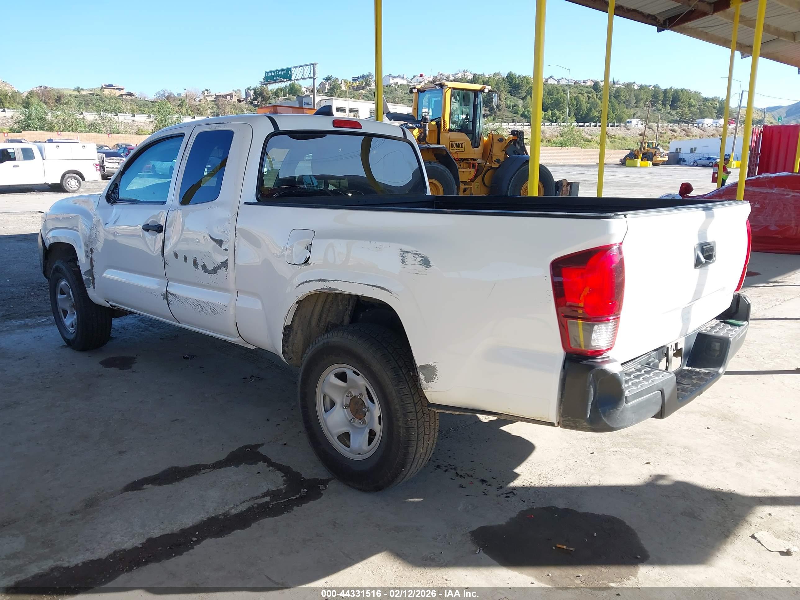 TOYOTA TACOMA image 3