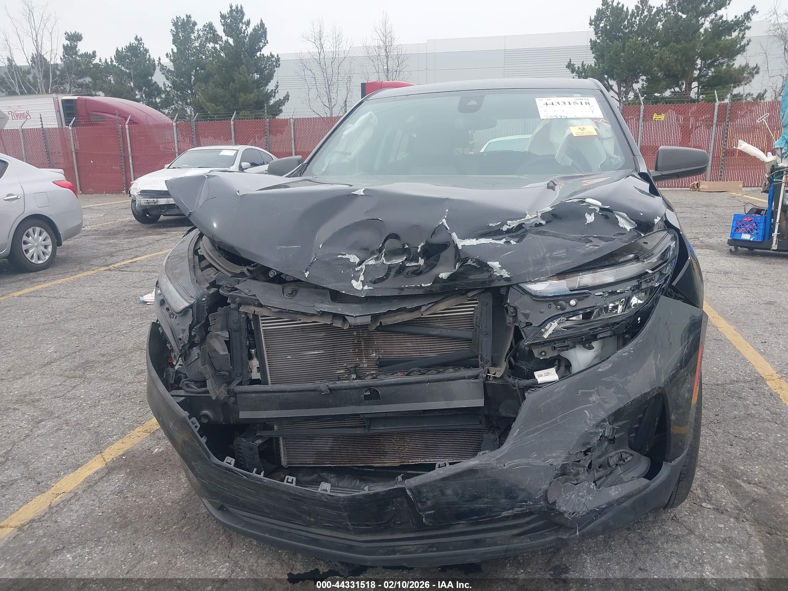 CHEVROLET EQUINOX image 6