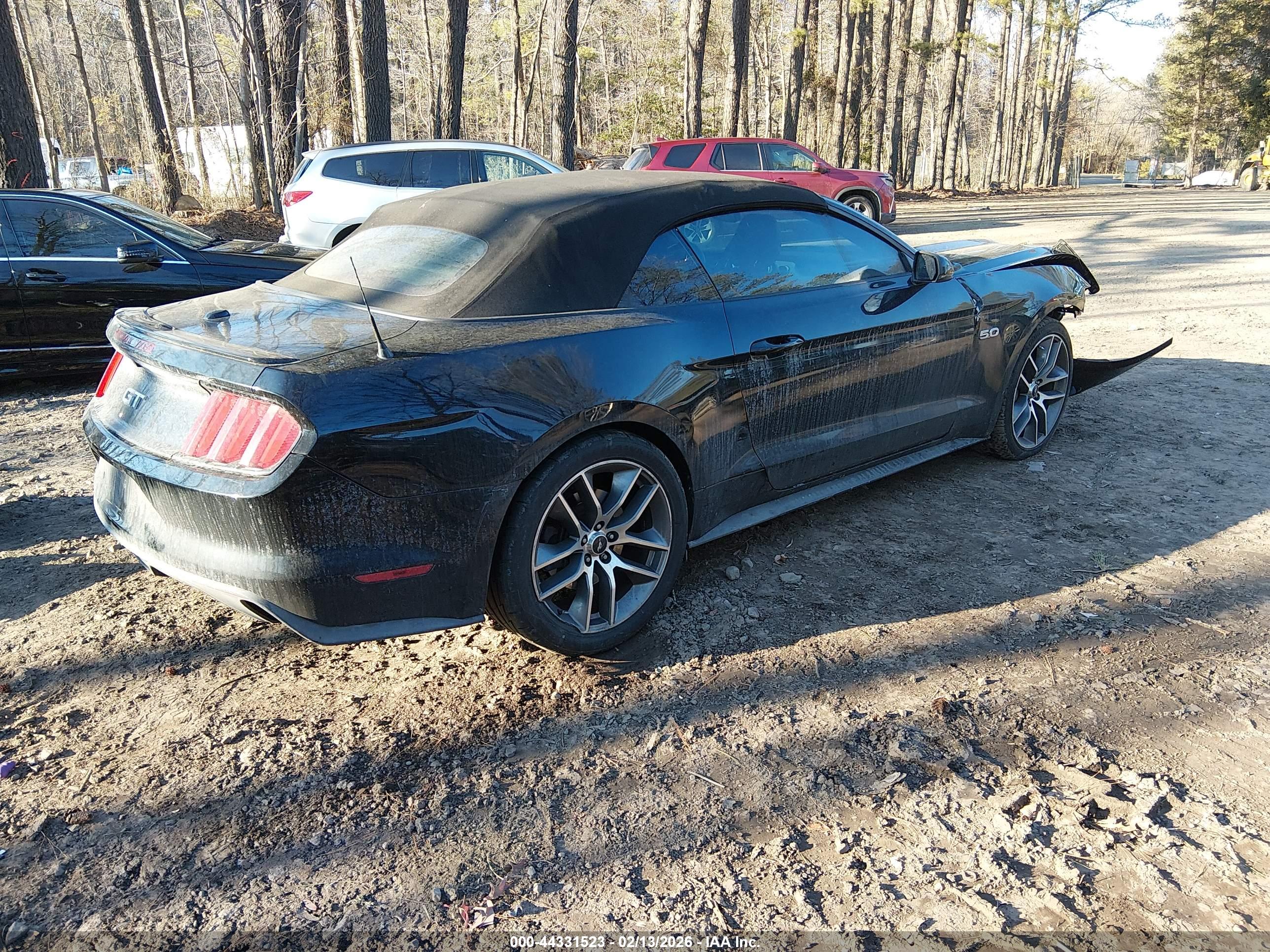 FORD MUSTANG image 4
