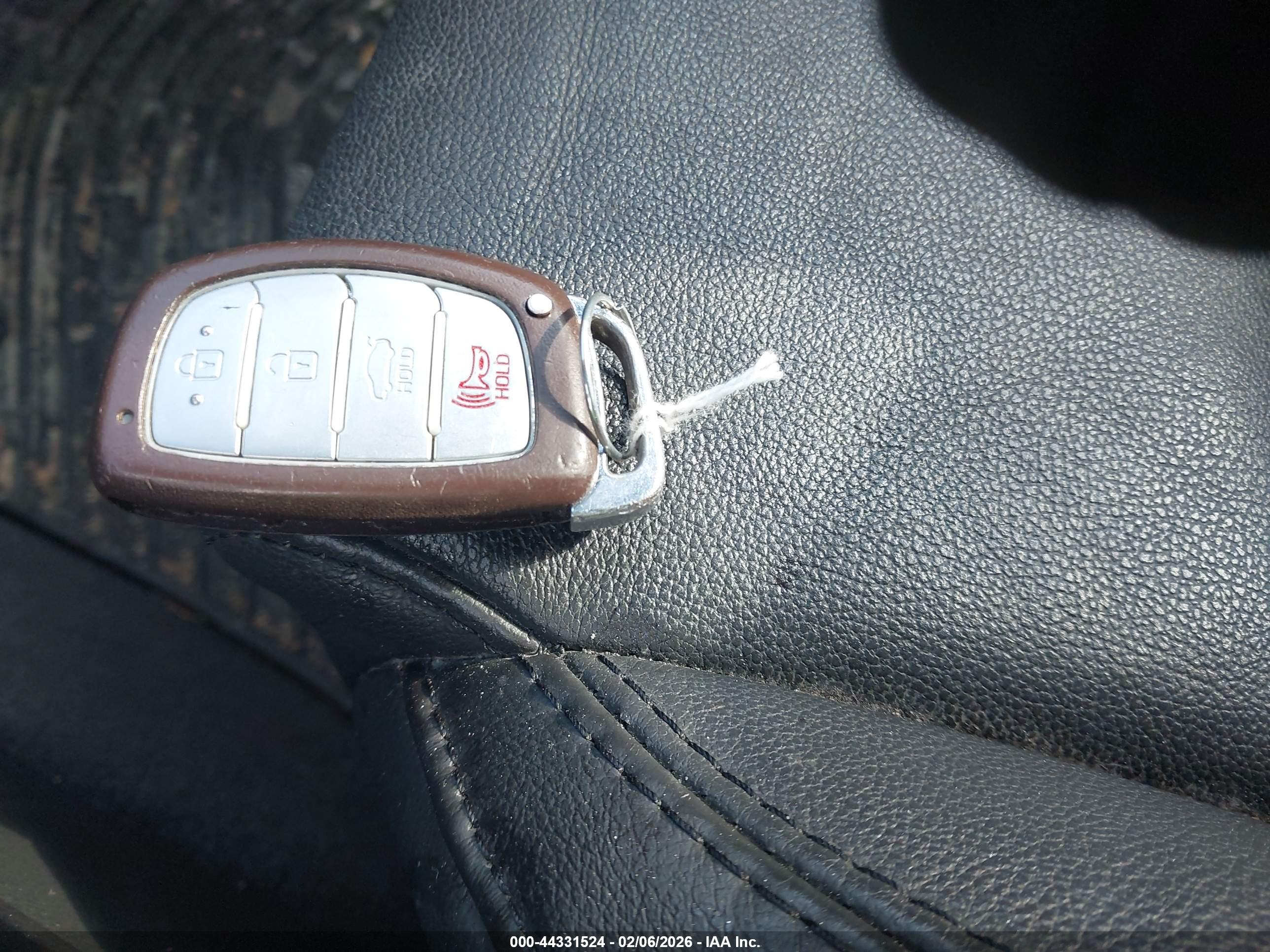 HYUNDAI SONATA image 11