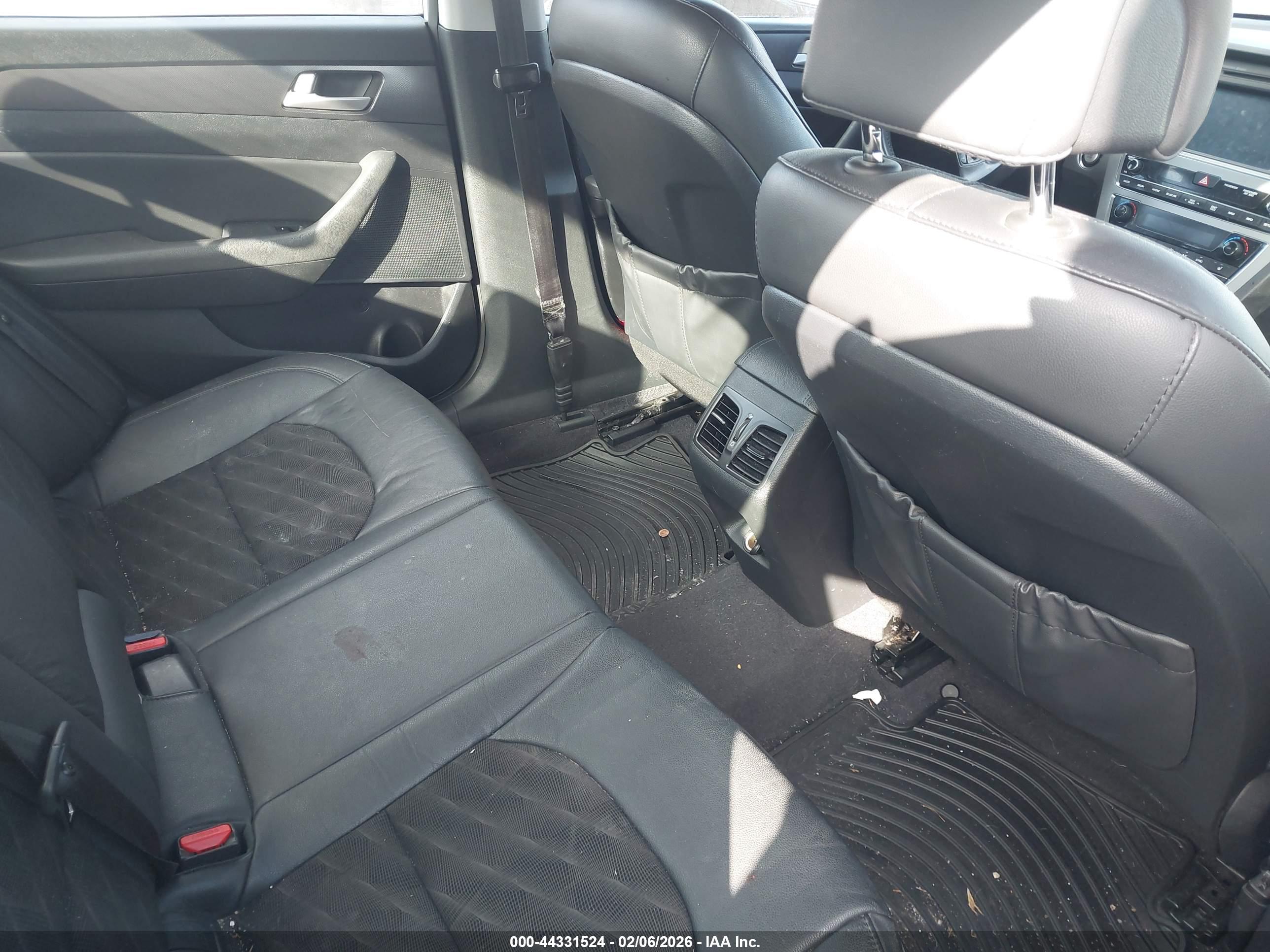 HYUNDAI SONATA image 8