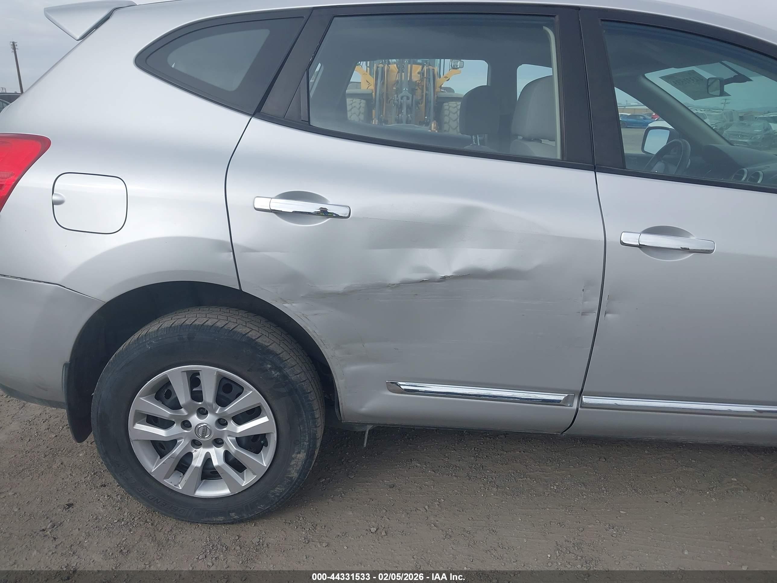 NISSAN ROGUE image 6