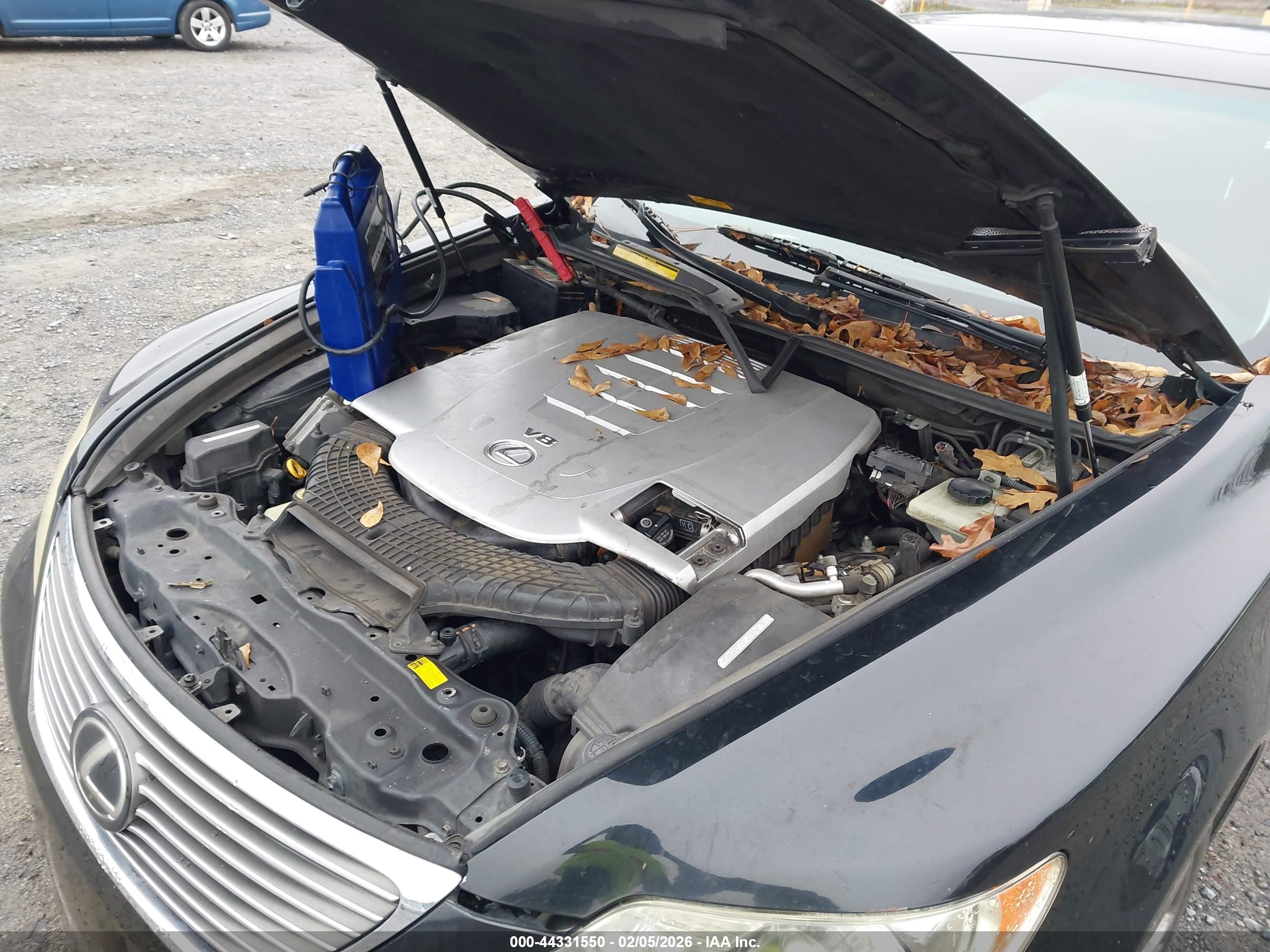 LEXUS LS image 10