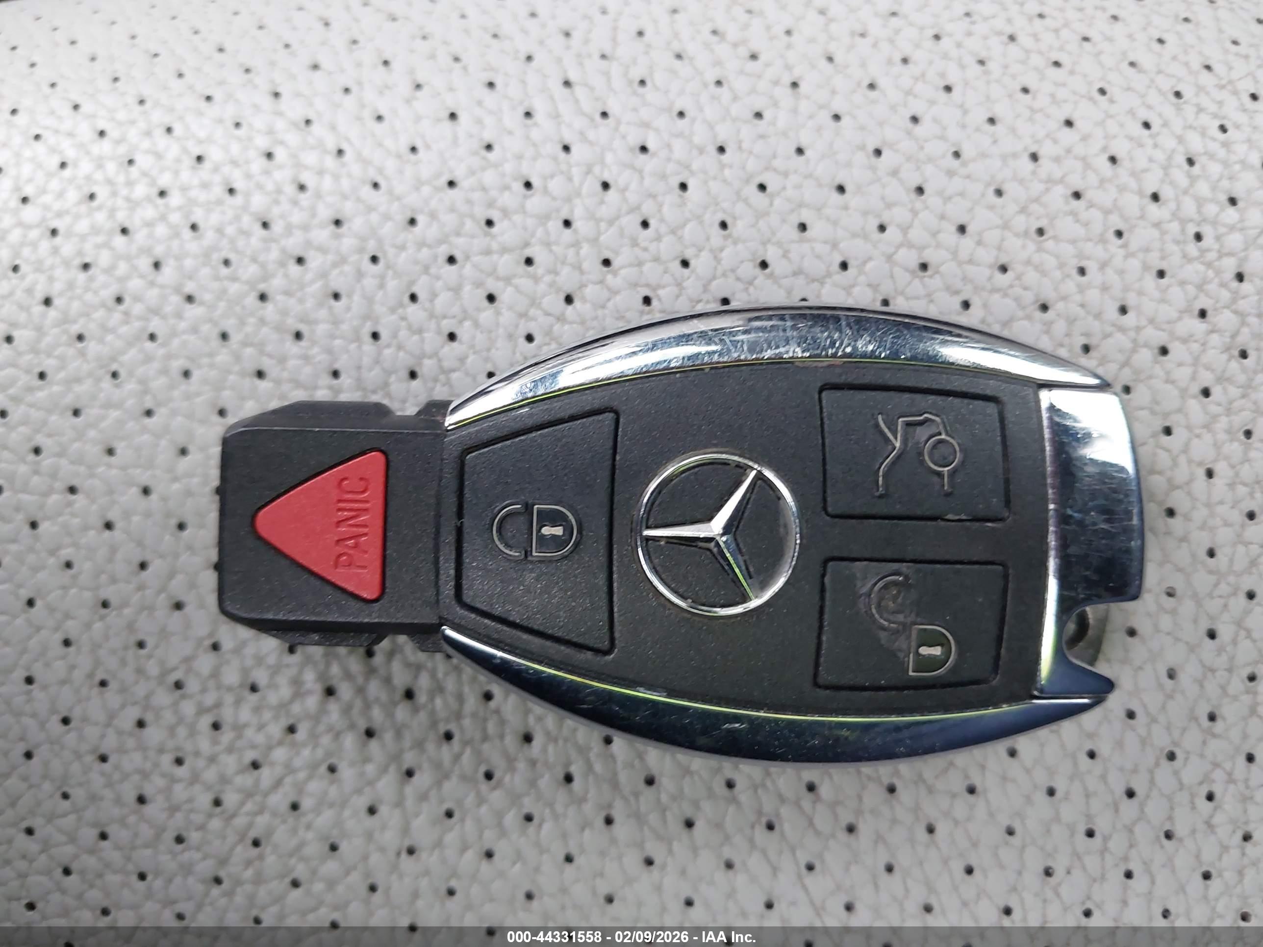 MERCEDES-BENZ C image 11