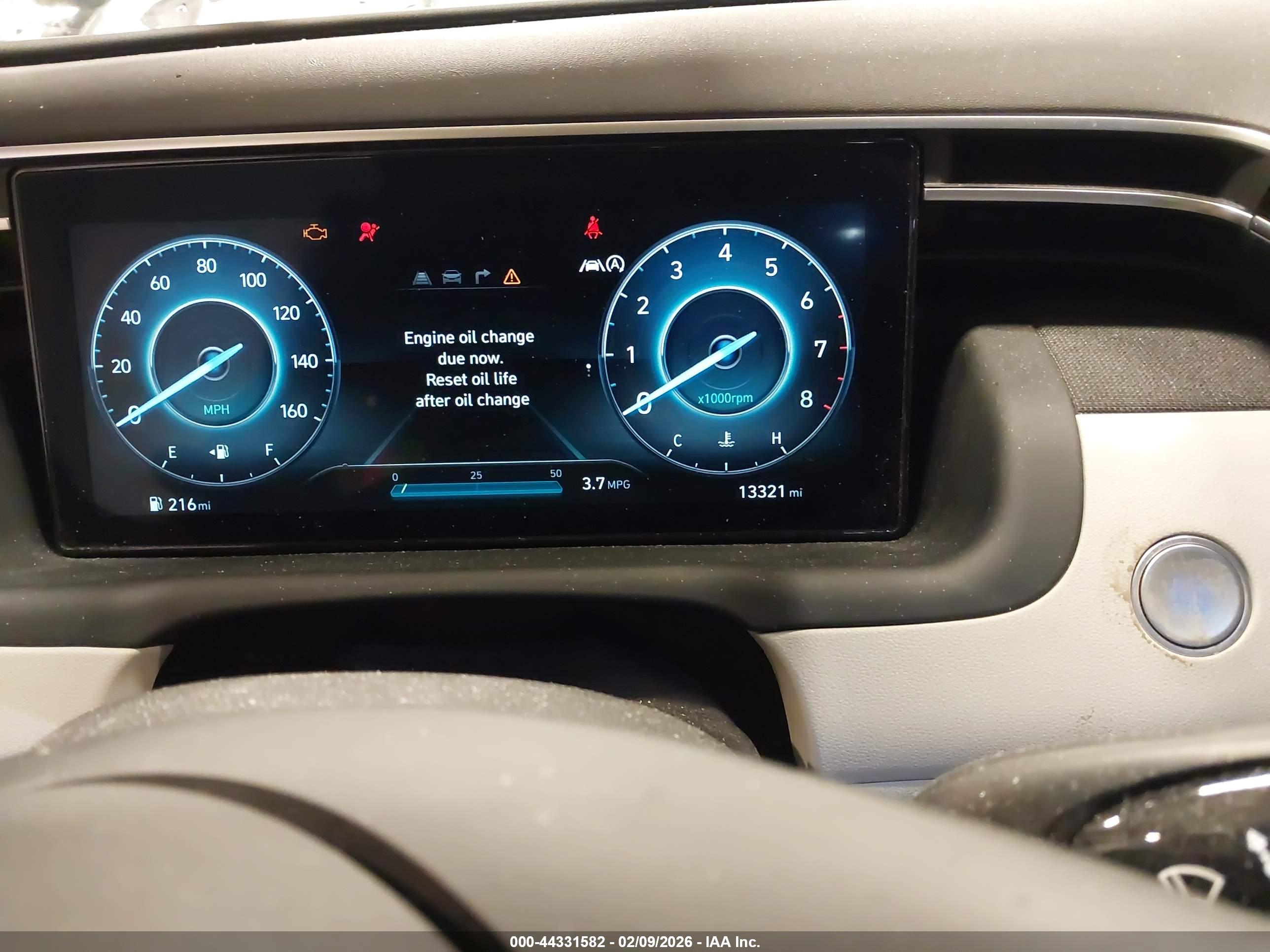 HYUNDAI TUCSON image 7