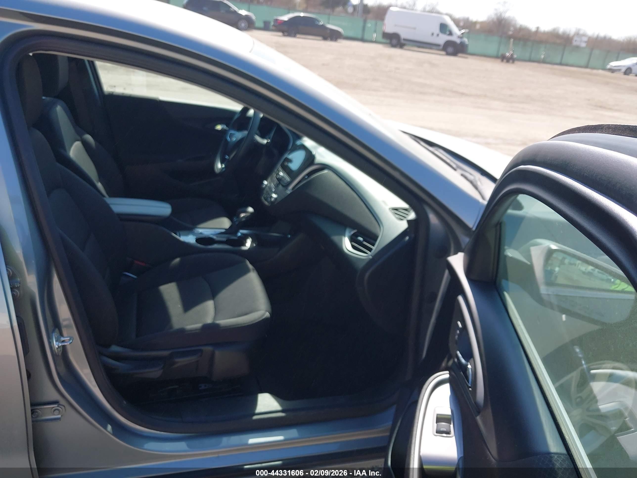 CHEVROLET MALIBU image 5