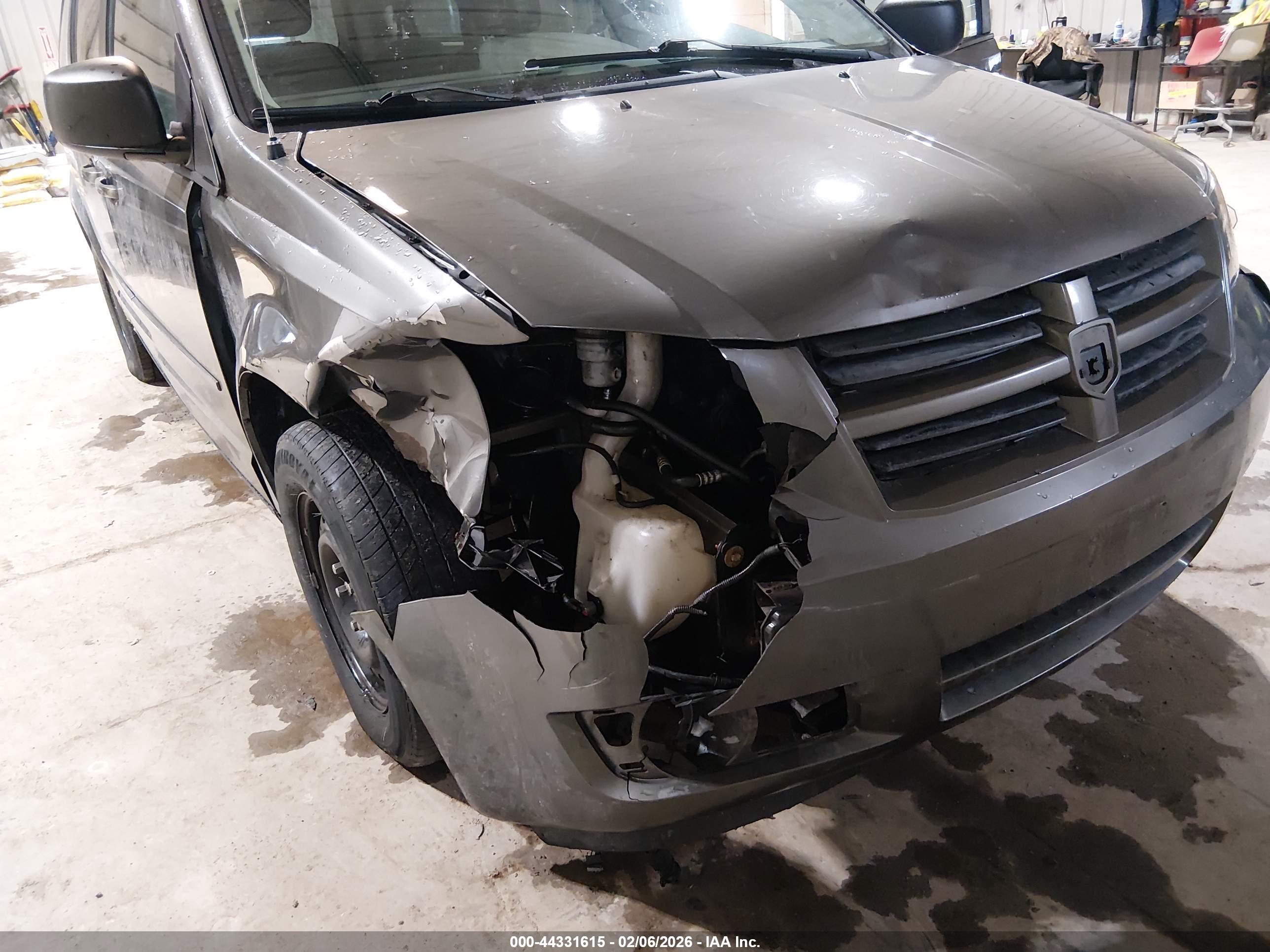 DODGE GRAND image 6