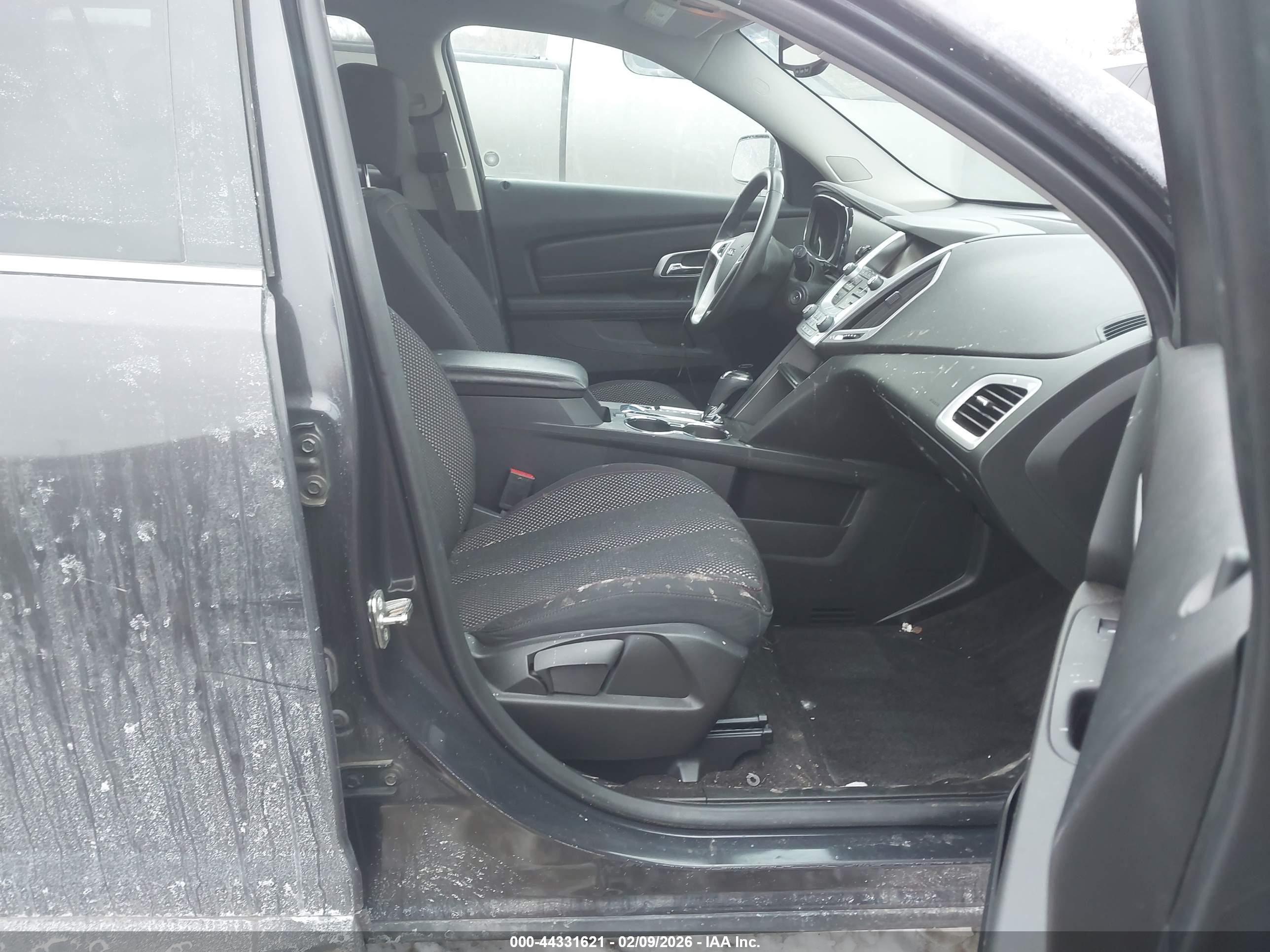 GMC TERRAIN image 5