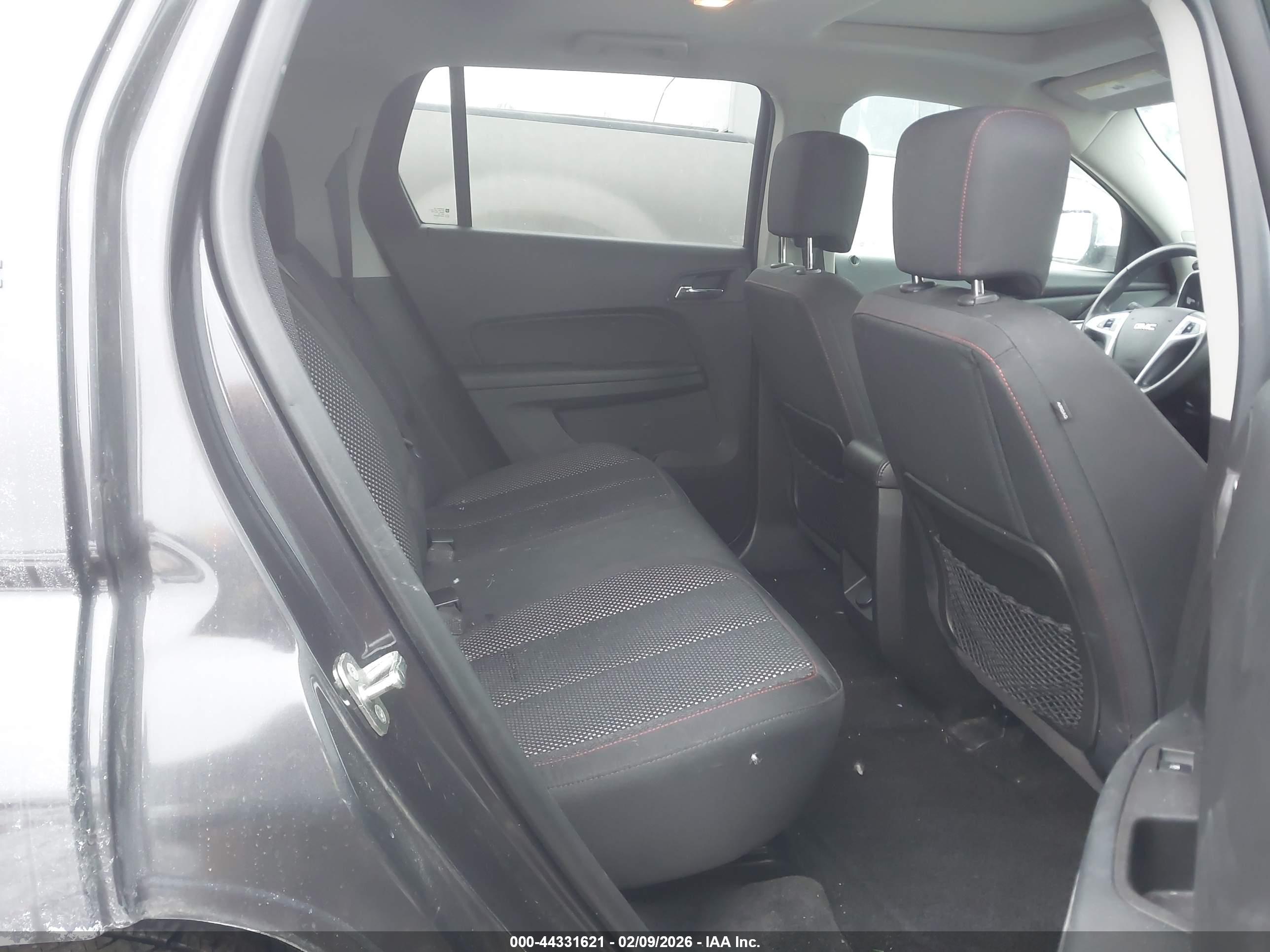 GMC TERRAIN image 8