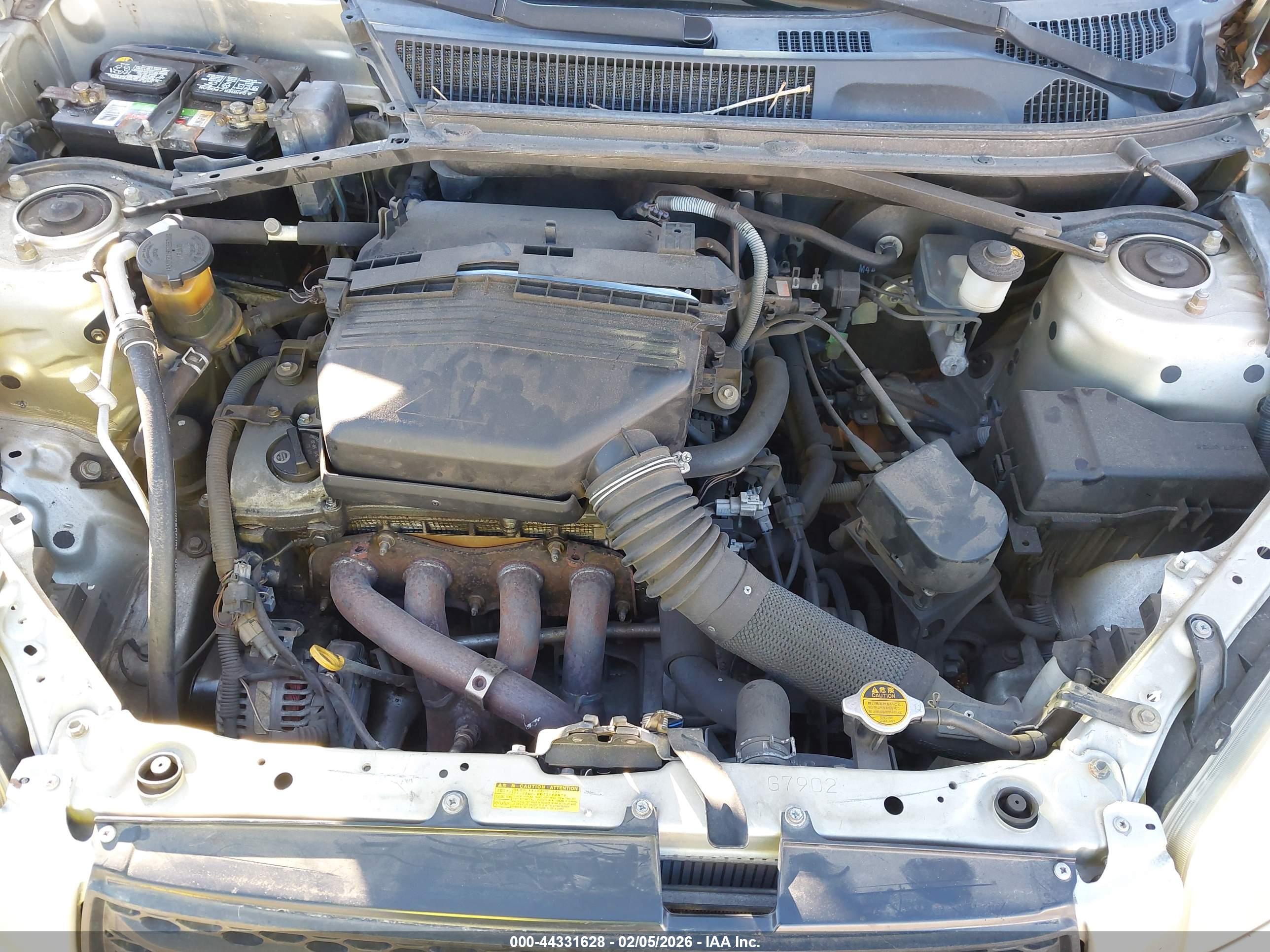 TOYOTA RAV4 image 10