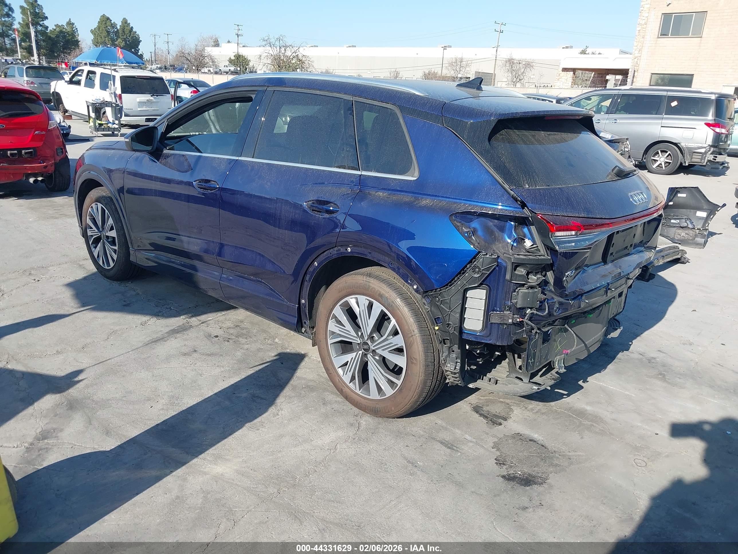 AUDI Q4 image 3